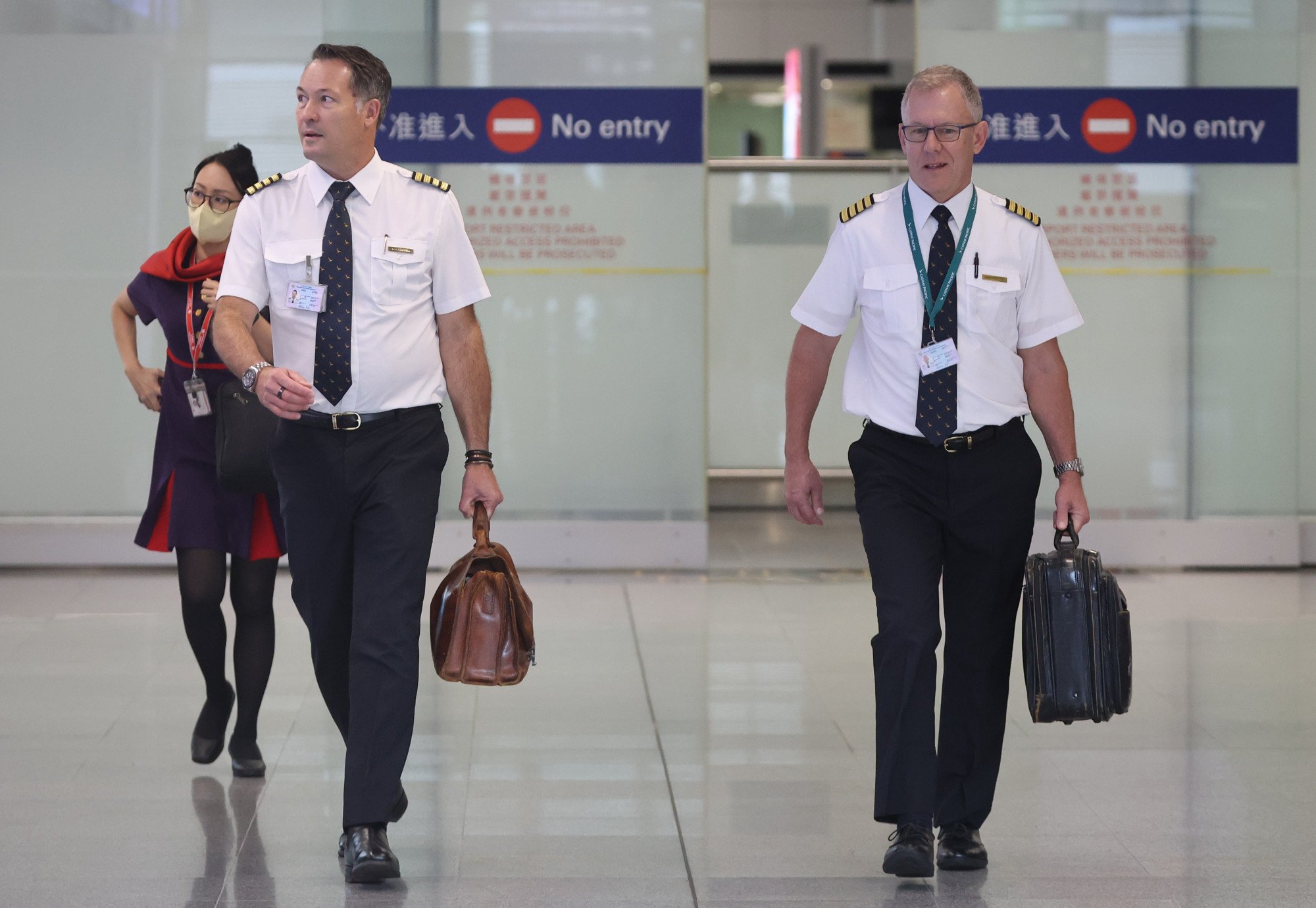 Cathay Pacific pilots had their salary cut by 40 per cent two years ago. Photo: Edmond So