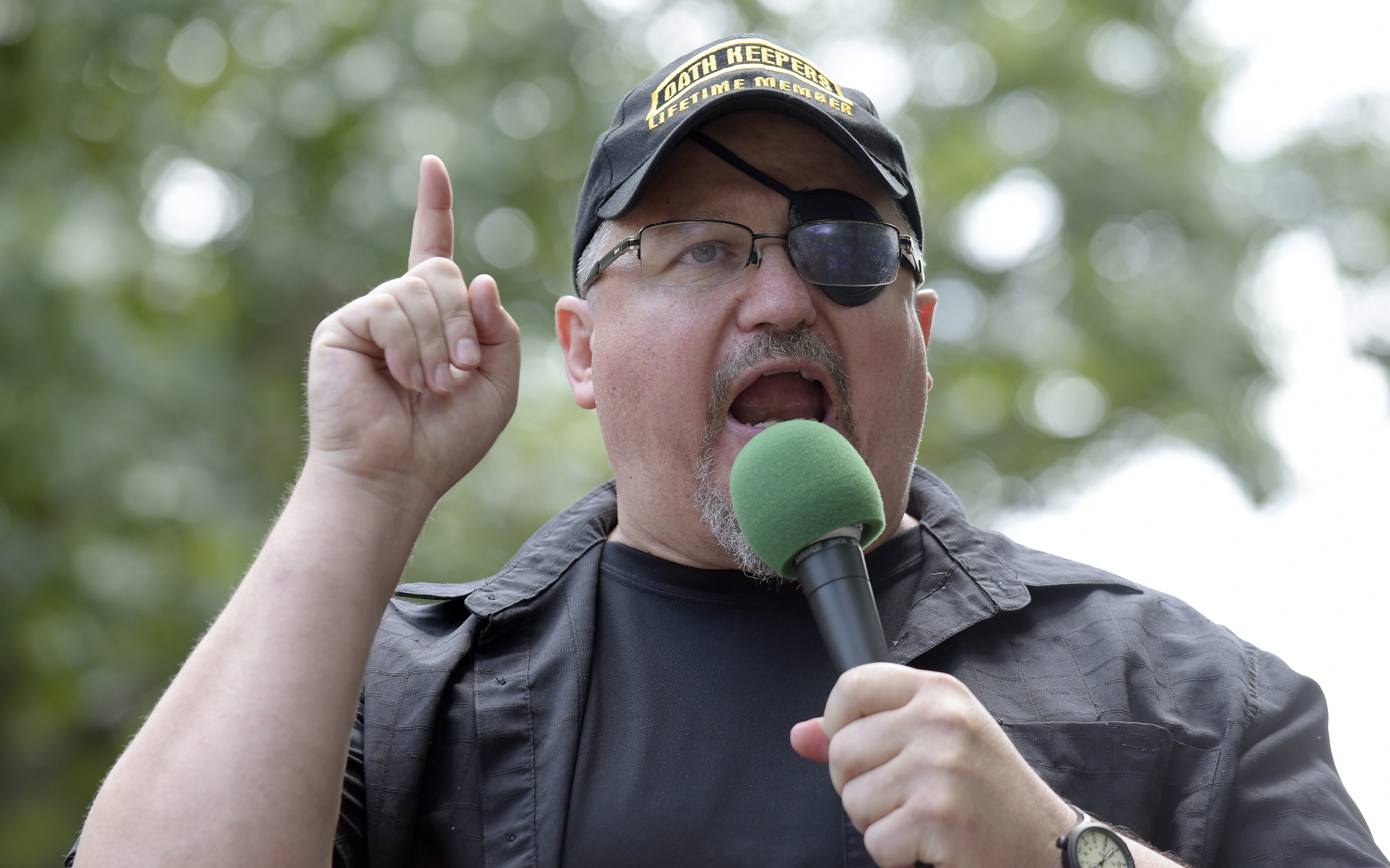 Stewart Rhodes, founder of the Oath Keepers, speaks during a rally outside the White House in June 2017. Photo: AP