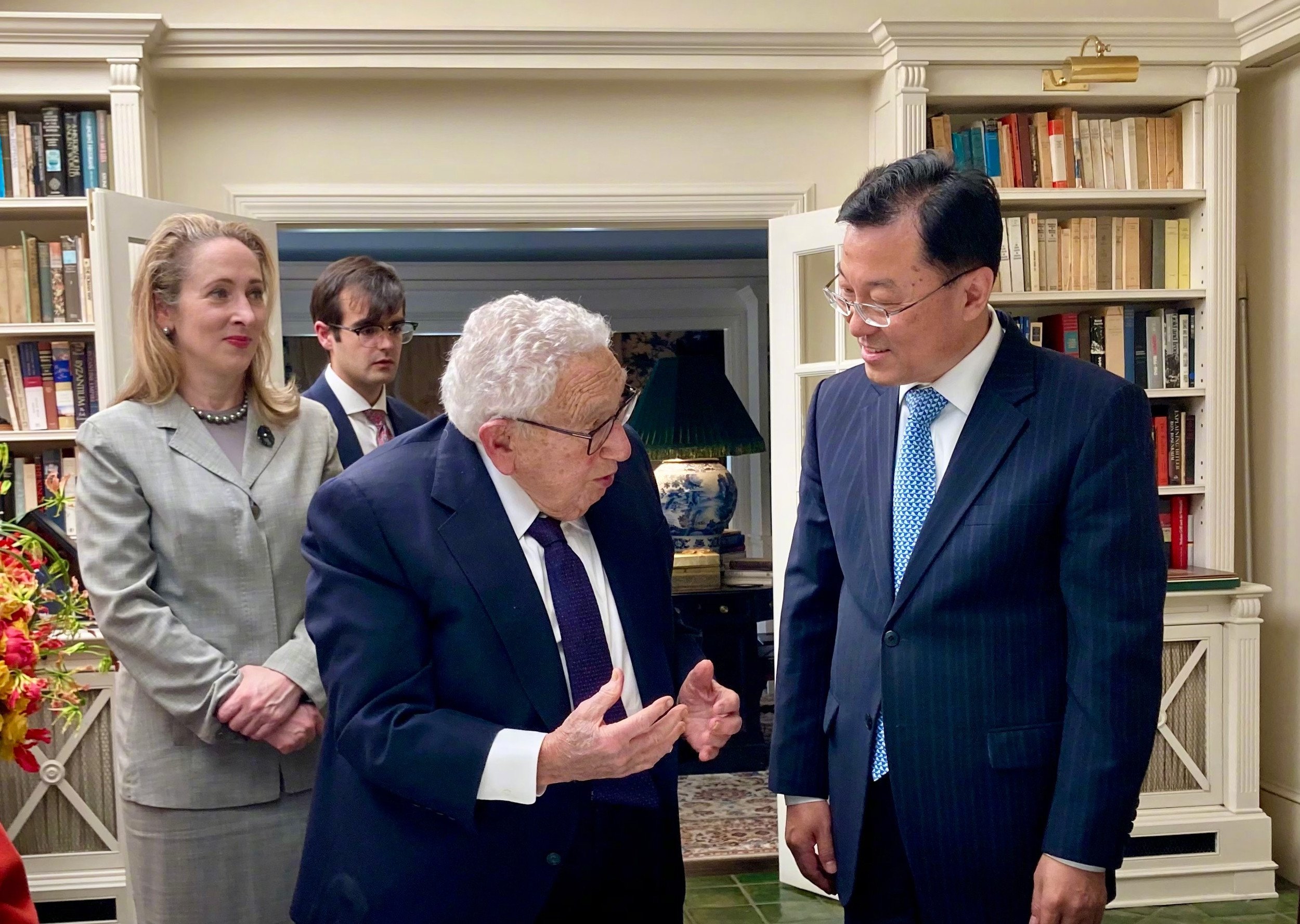Xie Feng, China’s new ambassador to Washington, visits Henry Kissinger in Kent, Connecticut, on Friday. Photo: Handout