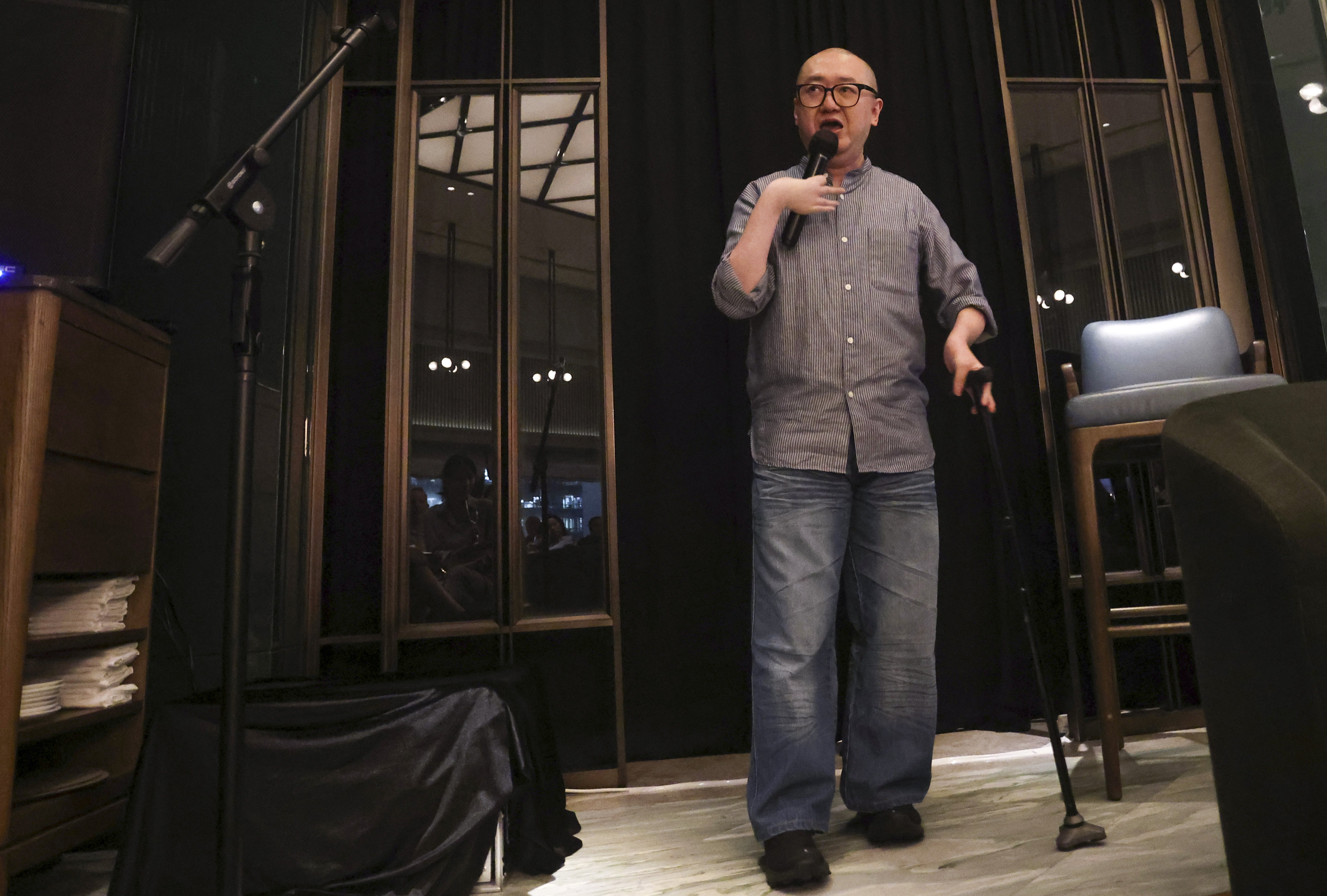Comedian Steven Lee performs at the Upper House in Admiralty. Photo: Jonathan Wong
