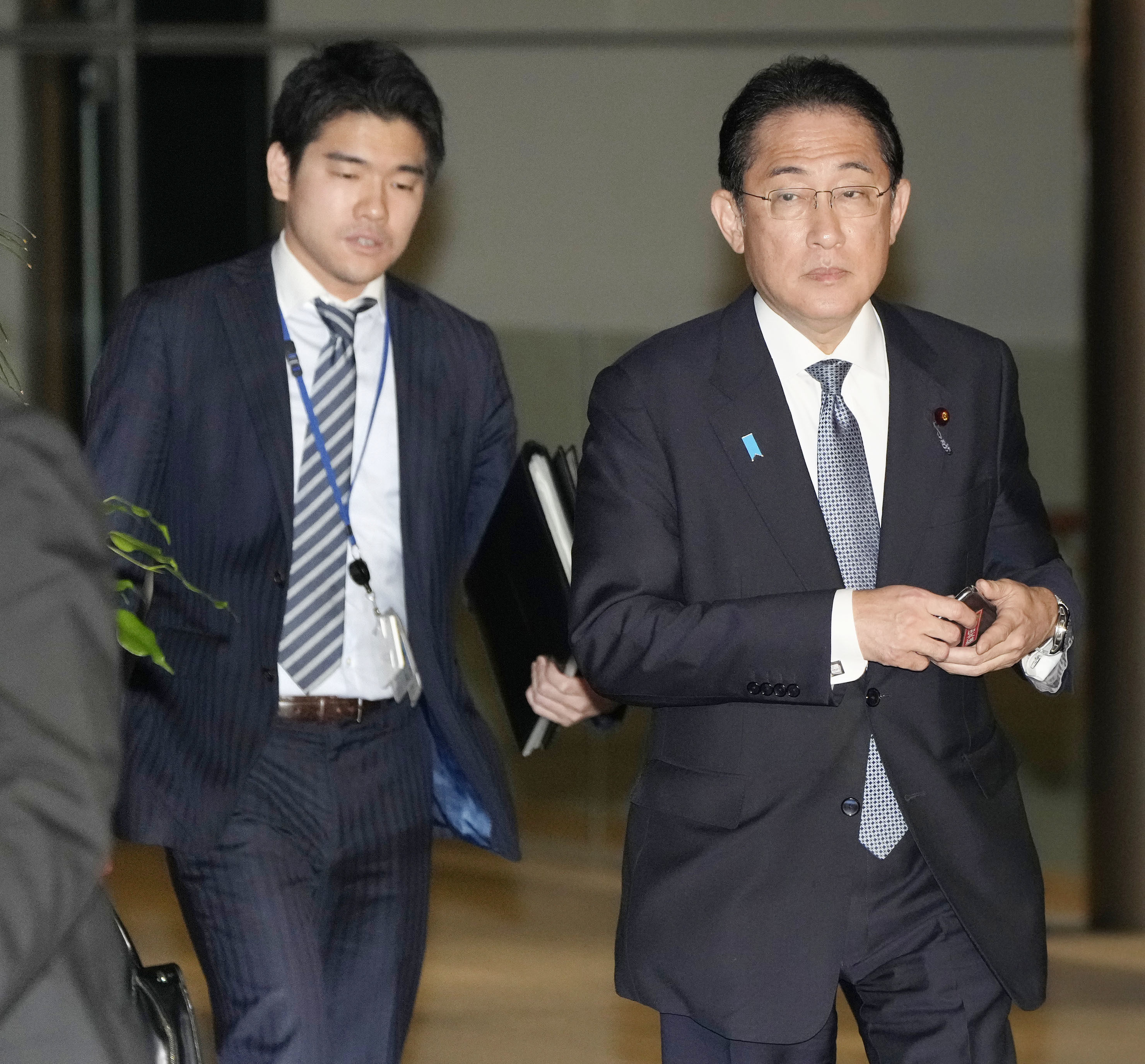 Japan’s Fumio Kishida and his son Shotaro, who has resigned as an executive secretary to the prime minister. Photo: Kyodo