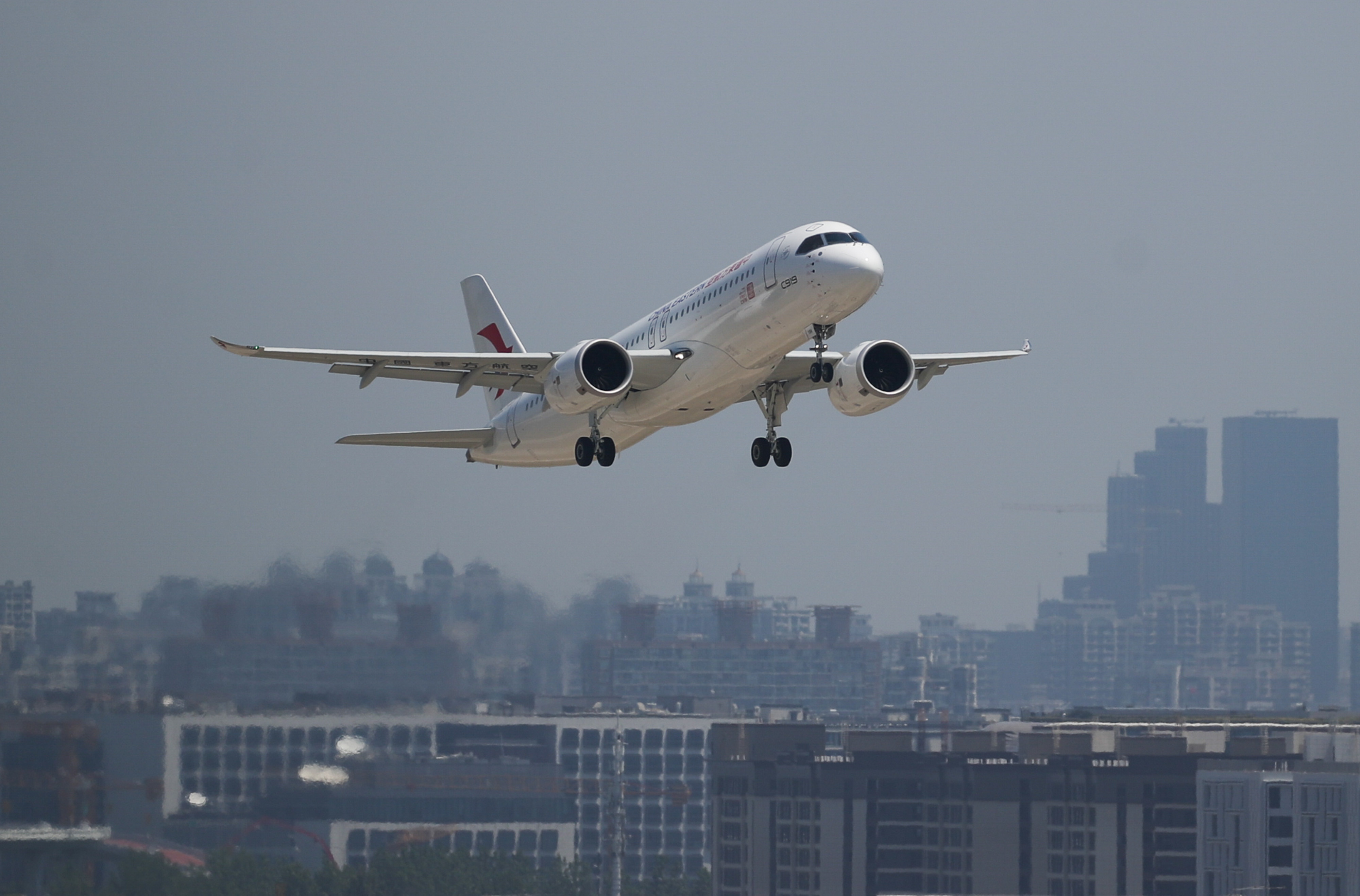 Designed to compete with the Boeing 737 and the Airbus A320 family of single-aisle aircraft, the C919 has been hailed by state media as a demonstration of China’s technological abilities. Photo: Xinhua