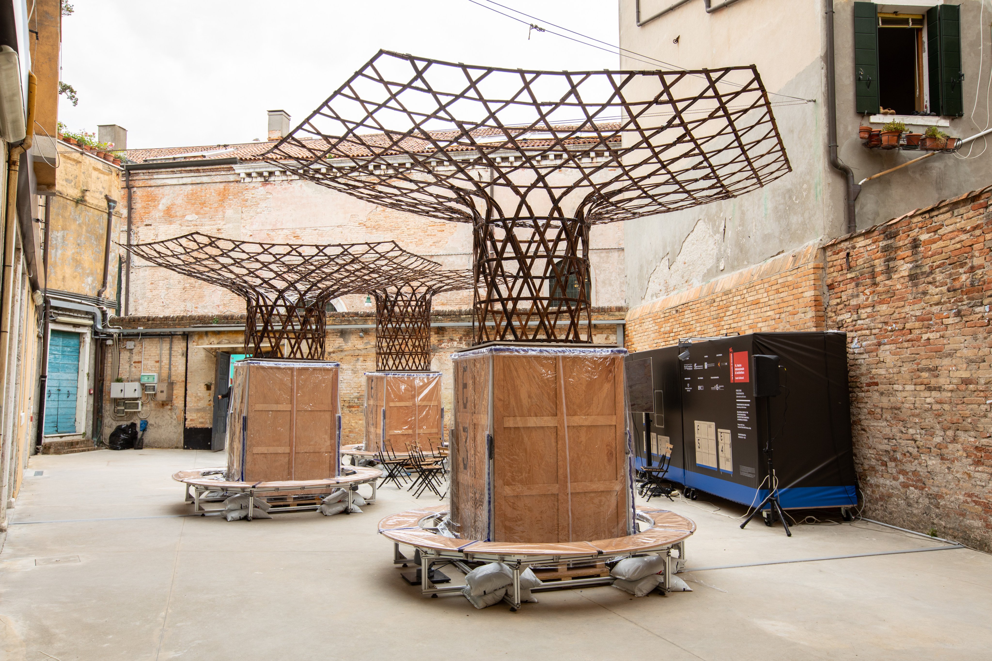 The Hong Kong Pavilion at the 18th Venice Biennale of Architecture greets visitors with bamboo canopies to illustrate the possibilities of sustainable architecture. “Transformative Hong Kong”, Hong Kong’s offering at this year’s event, focuses on using humane design to shape the city’s future. Photo: Michele Agostinis
