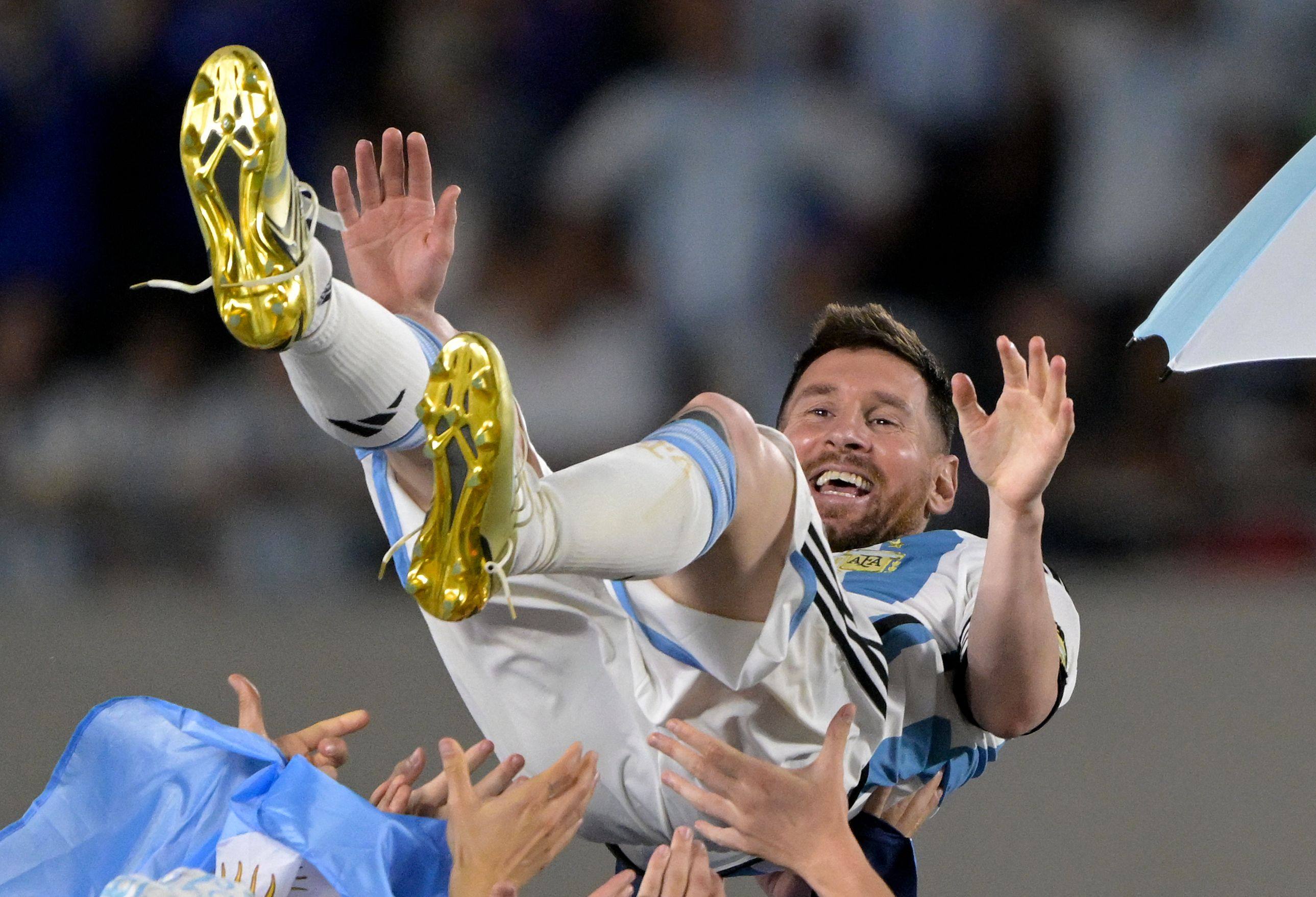 Messi, Argentina Soccer Match With Panama Draws 1 Million to Ticket Site -  Bloomberg