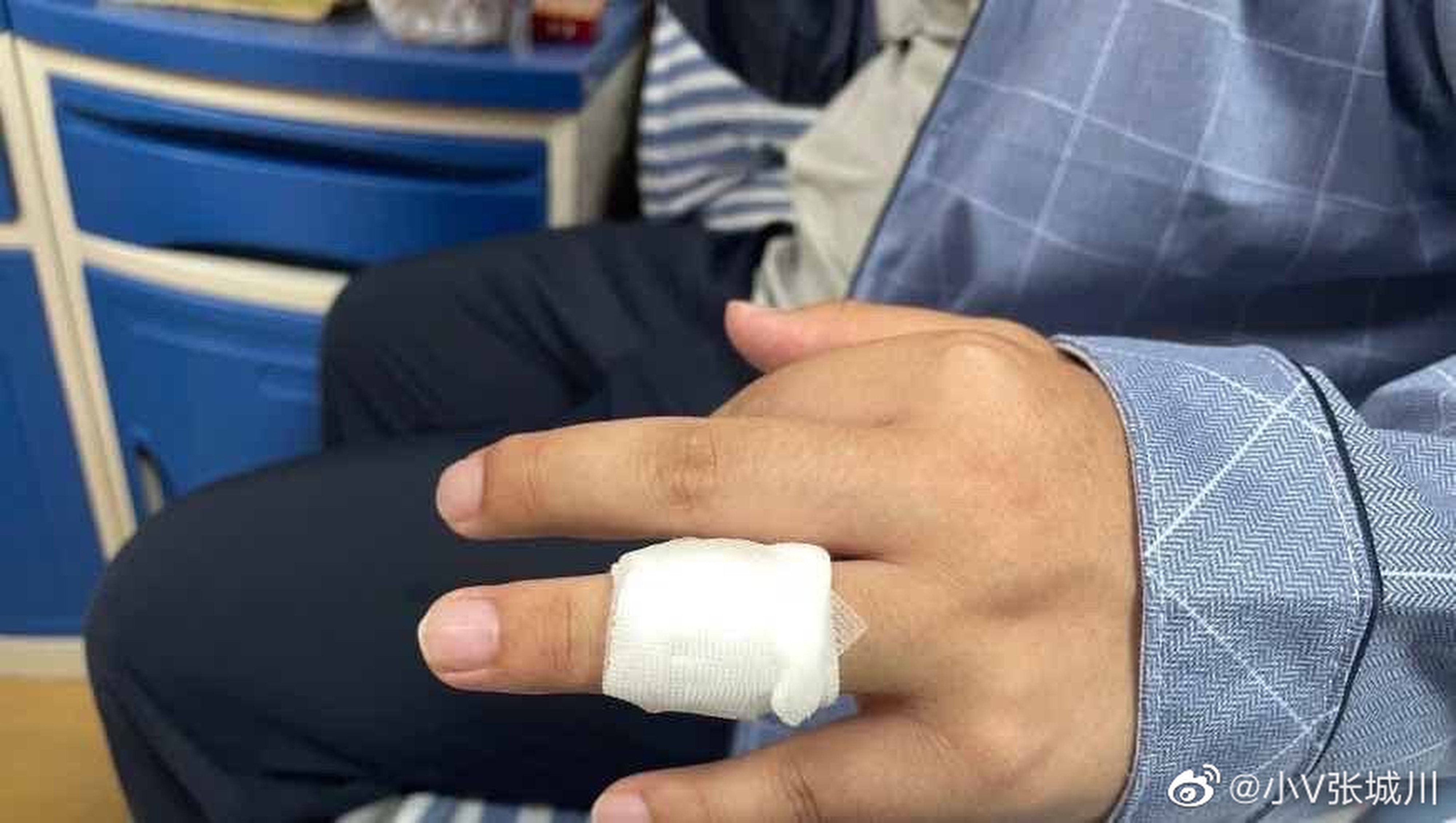 Images shared by a reporter who was attacked by police in China has attracted millions of views on social media. Photo: Weibo