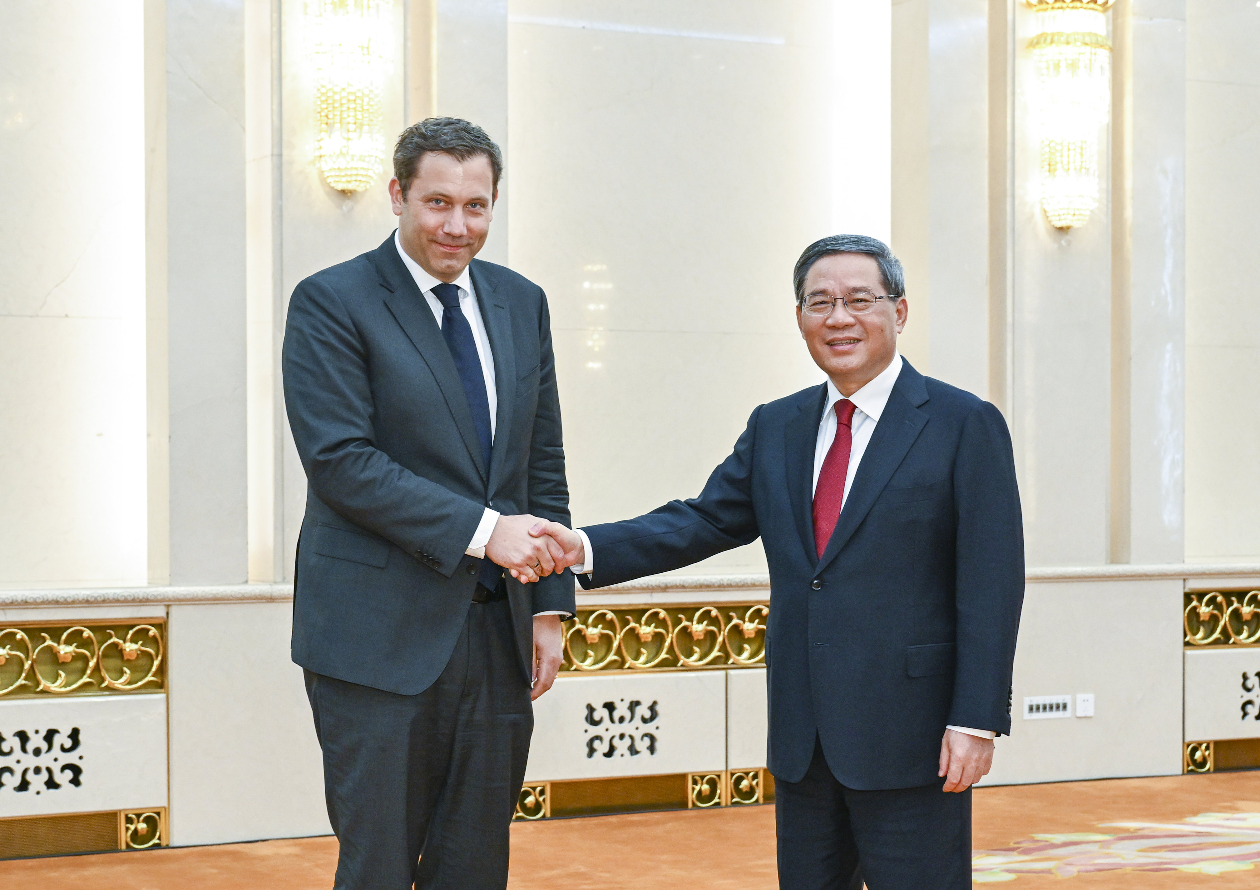 Chinese Premier Li Qiang meets a delegation of the German Social Democratic Party (SPD), led by Lars Klingbeil, the head of the SPD, at the Great Hall of the People in Beijing on Monday, June 5, 2023. Photo: Xinhua