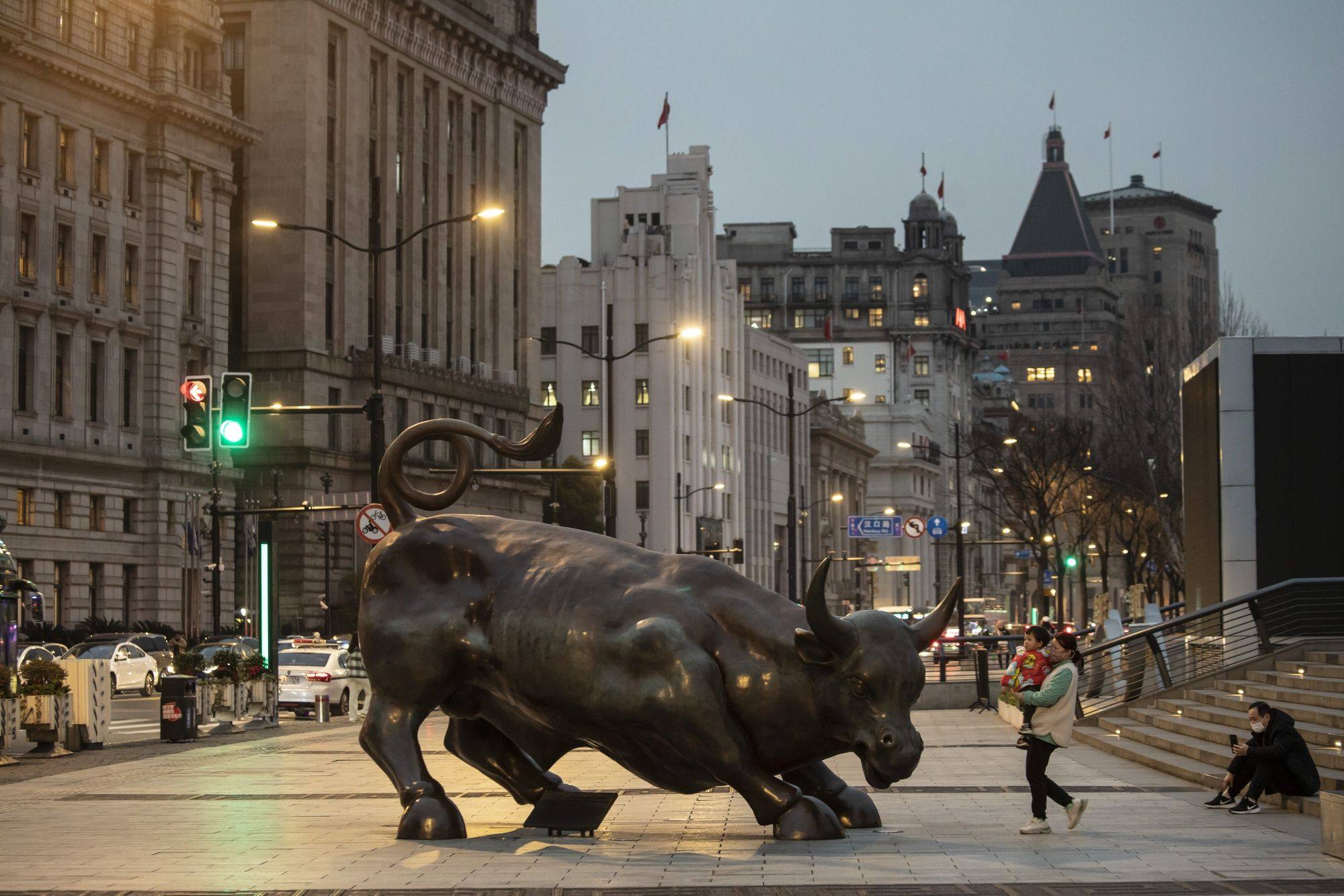 The Bund Bull in Shanghai, China, on Tuesday, Feb. 28, 2023. After three years of turbulence under the Covid pandemic, China’s leaders are expected to lay out economic goals to get growth back on track, restore confidence and avoid a build-up of financial risks. Photo: Bloomberg