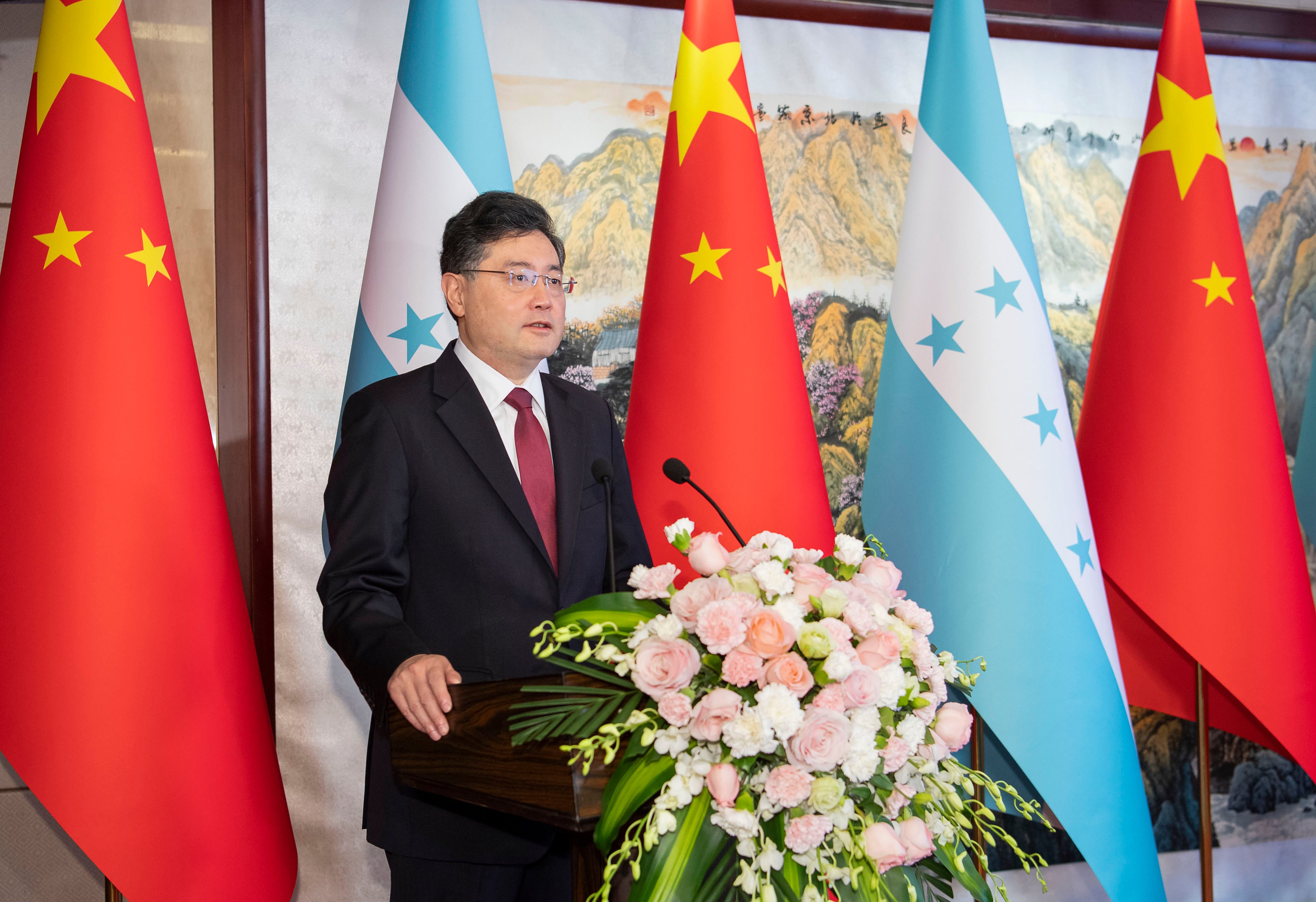 Chinese Foreign Minister Qin Gang attends the opening of the Honduran embassy in China on Sunday. Photo: Xinhua