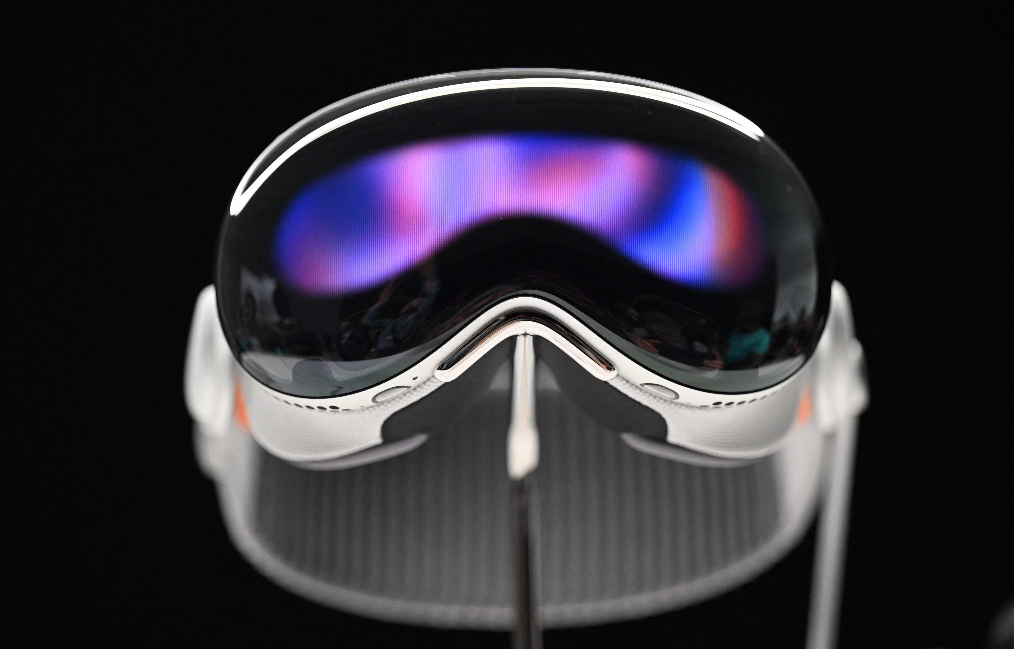 Apple’s new Vision Pro augmented reality headset.
Photo: AFP
