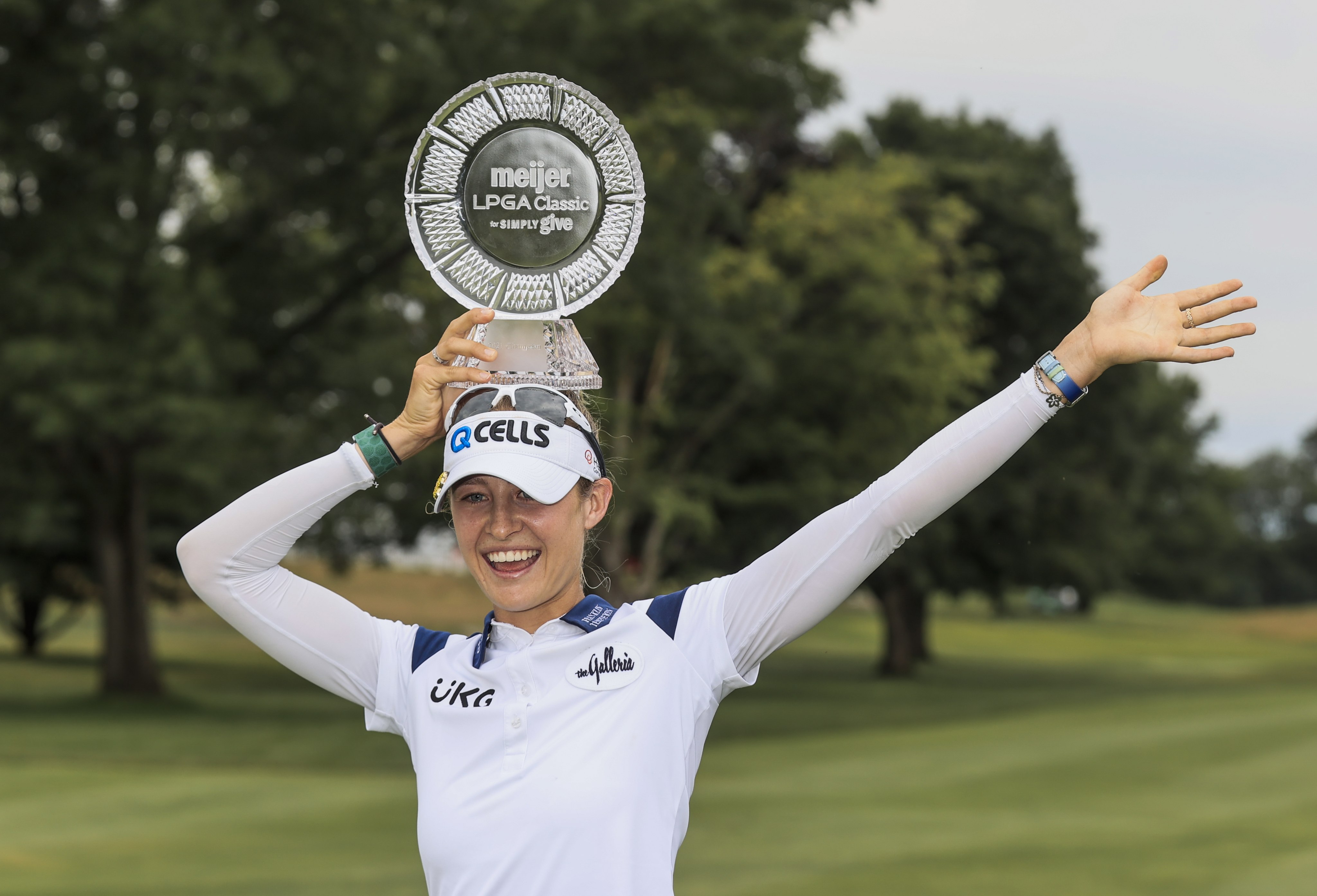 Nelly Korda of the US poses with the trophy after winning the LPGA Classic at the Blythefield Country Club in Belmont, Michigan. Photo: EPA-EFE