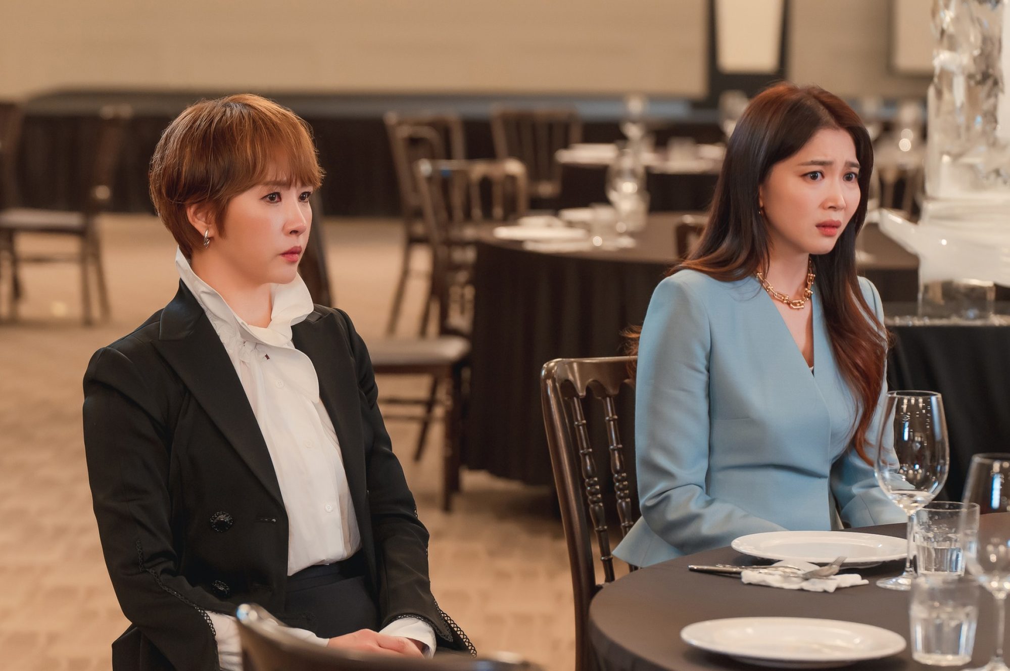 K Drama Review Queen Of Masks Satisfying End To Soapy Prime Time Melodrama With Kim Sun A 4090