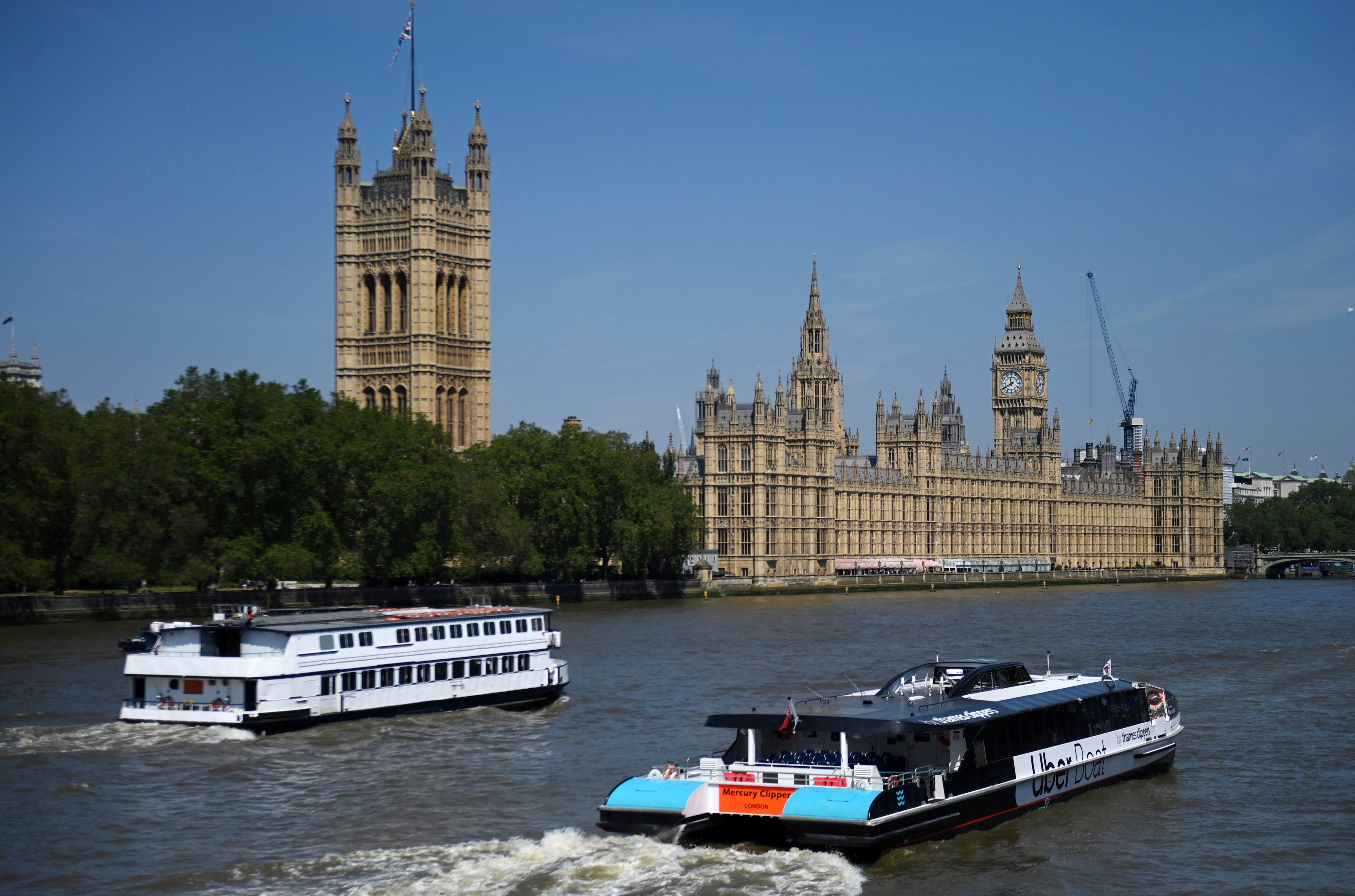 UK doctor advises having mpox vaccine if you live in London or regularly travel there. Photo: EPA-EFE