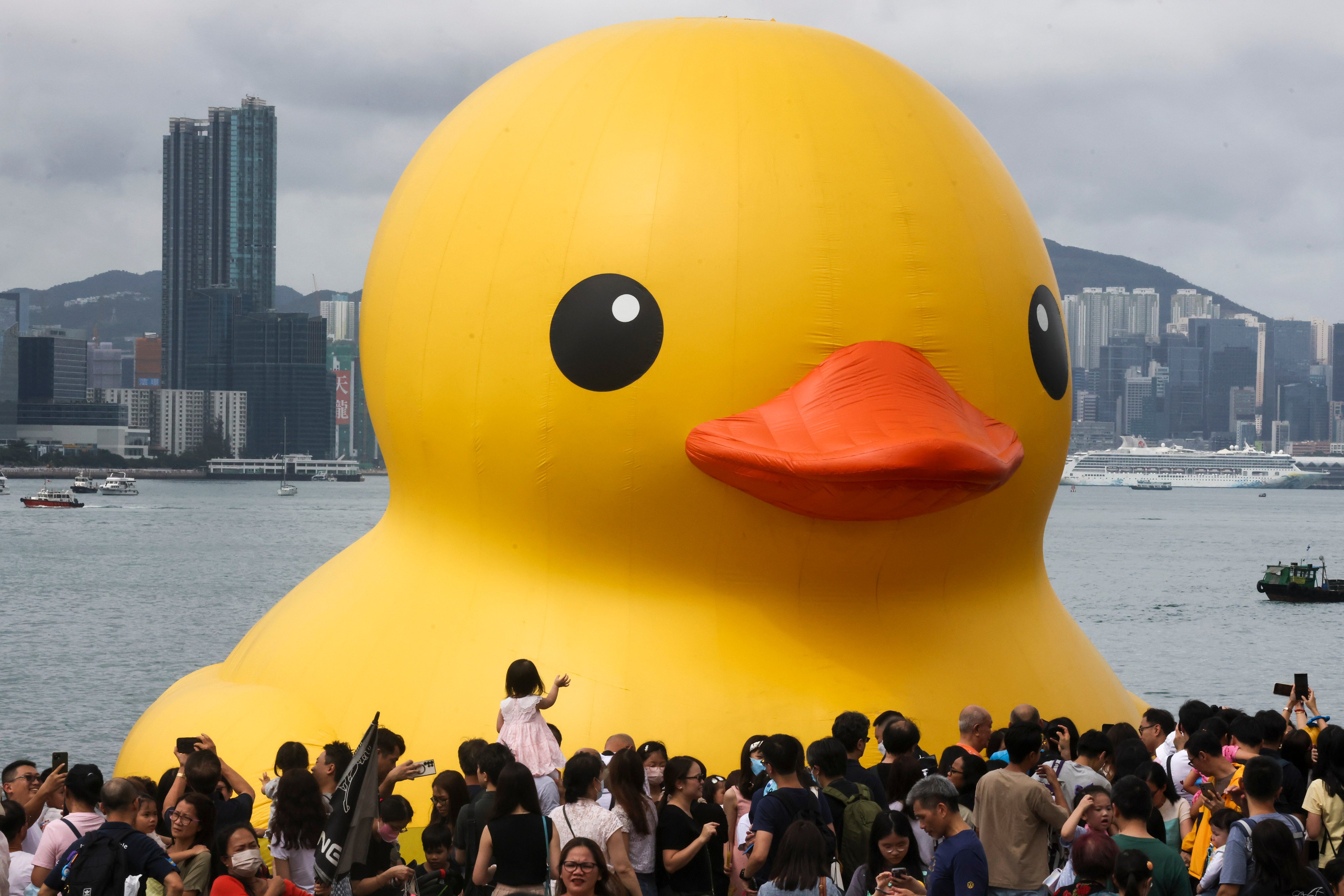 In honour of Hong Kong's 'Double Ducks', the history of rubber ducks and  how Sesame Street made them popular - YP