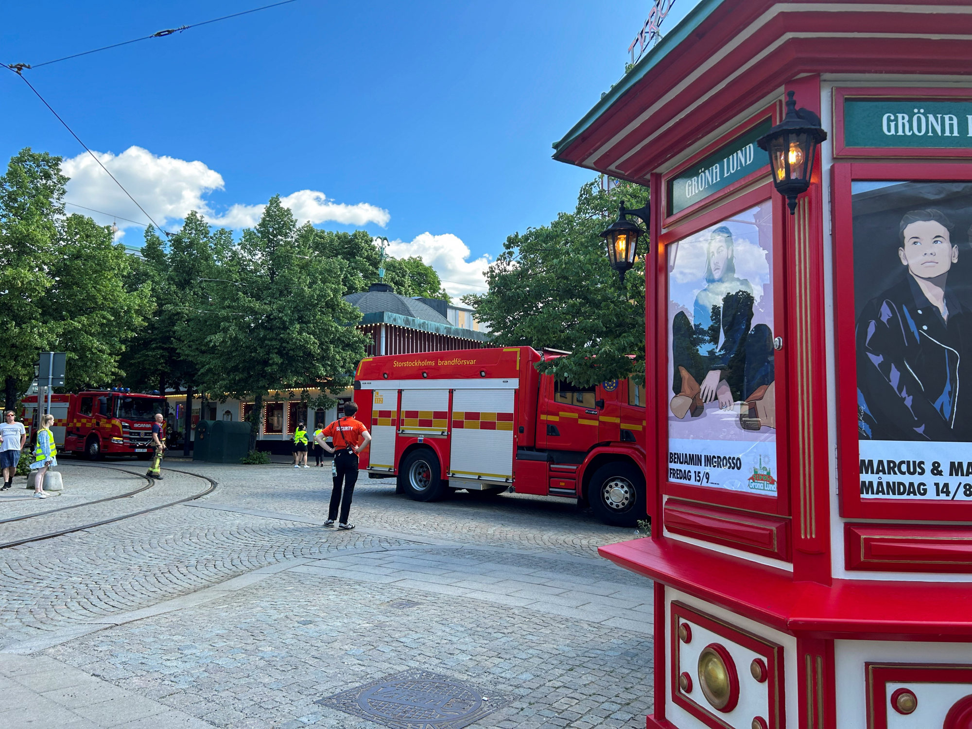 Sweden roller coaster crash kills 1 and injures 9 including