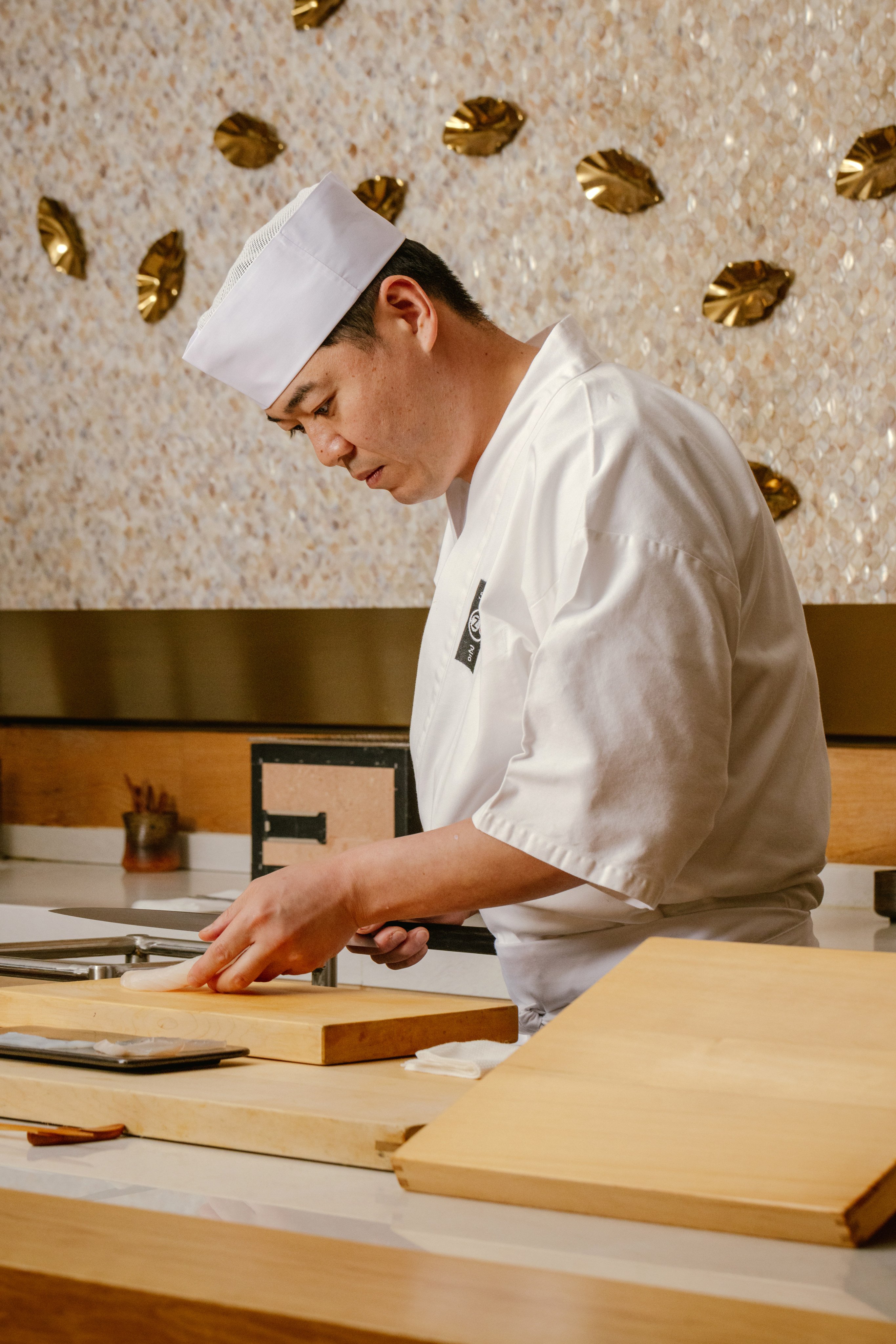 How a sushi chef in Hong Kong is breaking with centuries of tradition to  offer a 'more fun' omakase experience