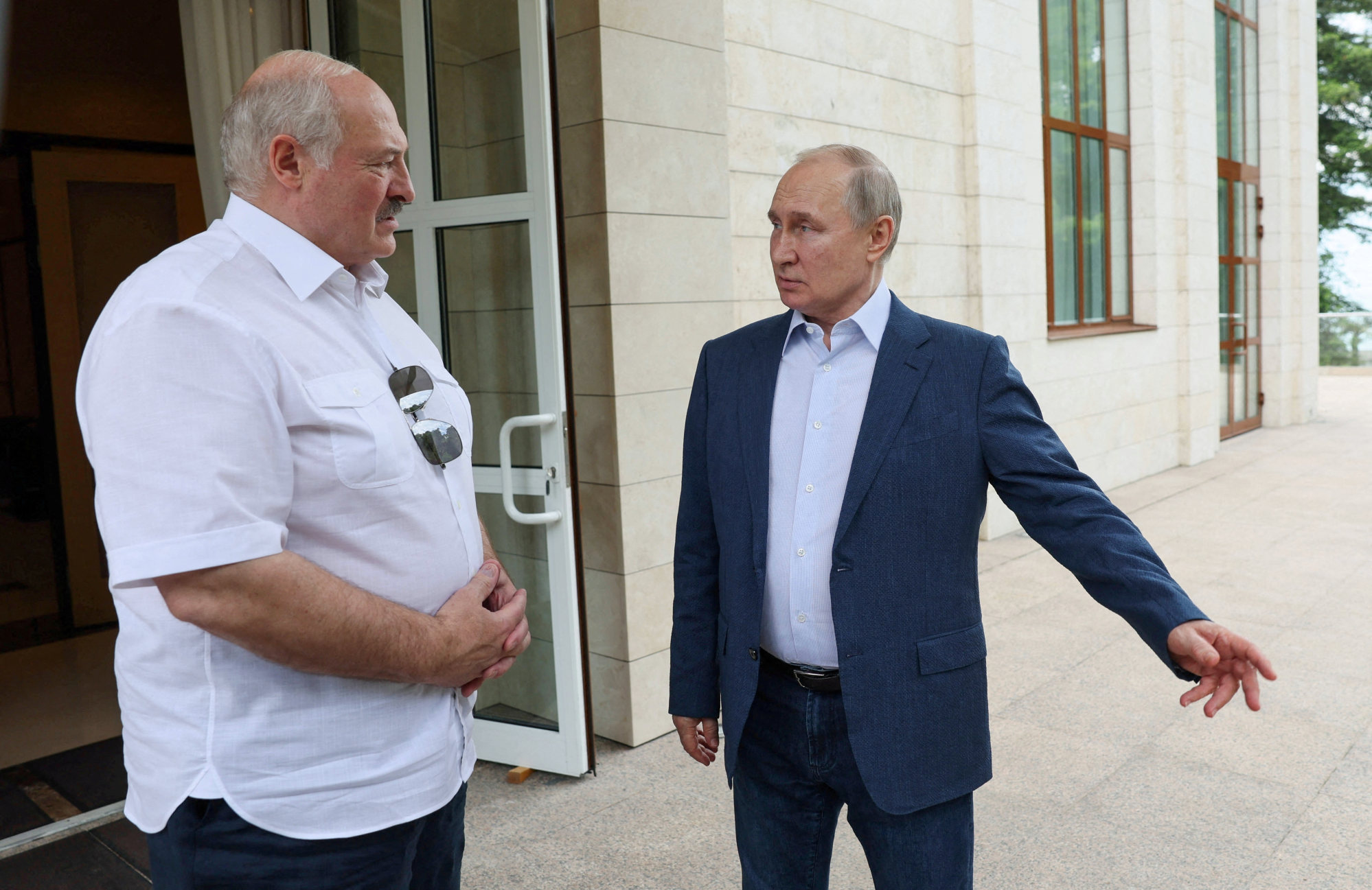 Belarus Leader Lukashenko Says He Told Wagner Chief To Stop Russian ...