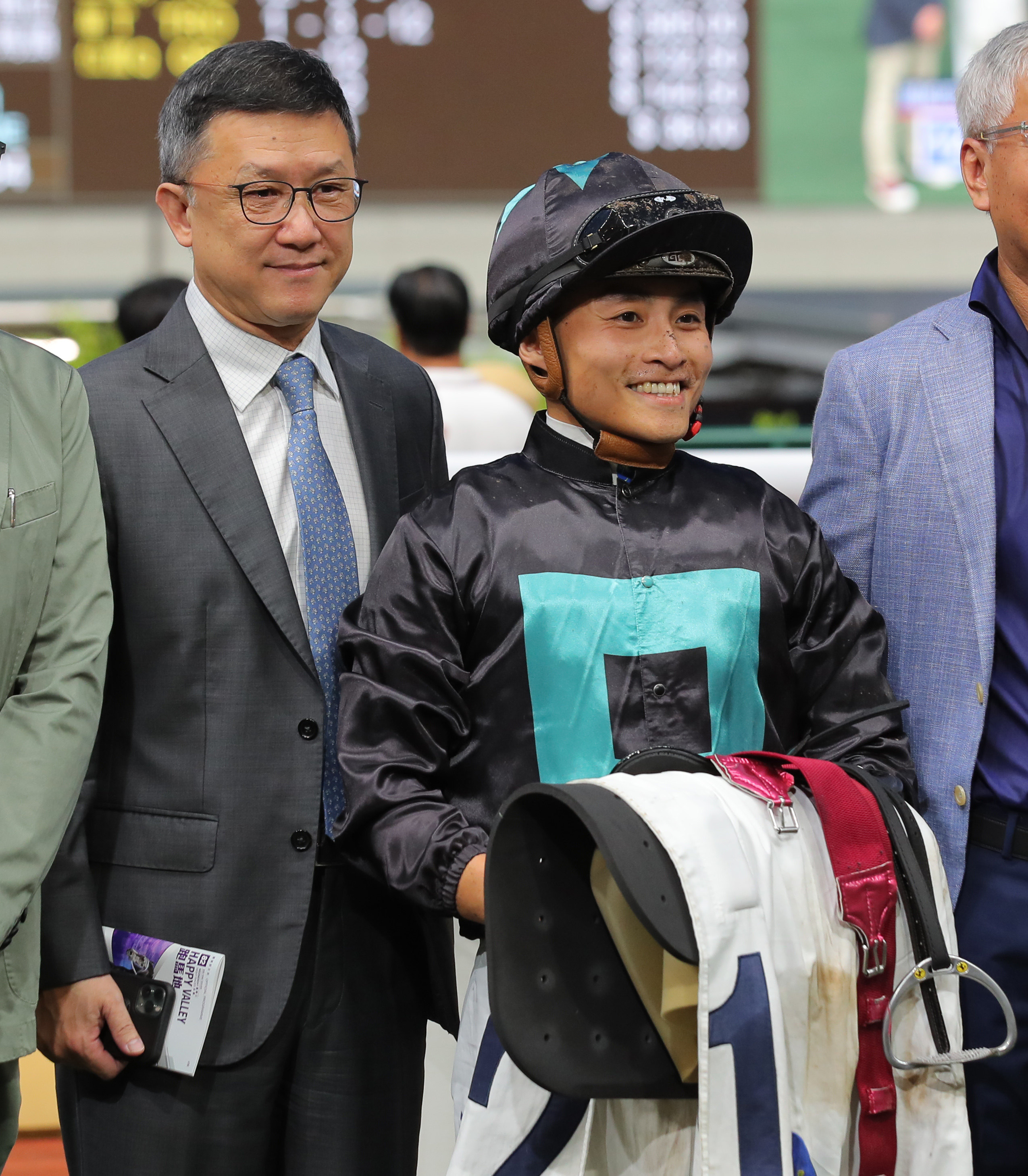 Trainer Peter Ho and jockey Keith Yeung enjoy Splendid Star’s victory. Photo: Kenneth Chan