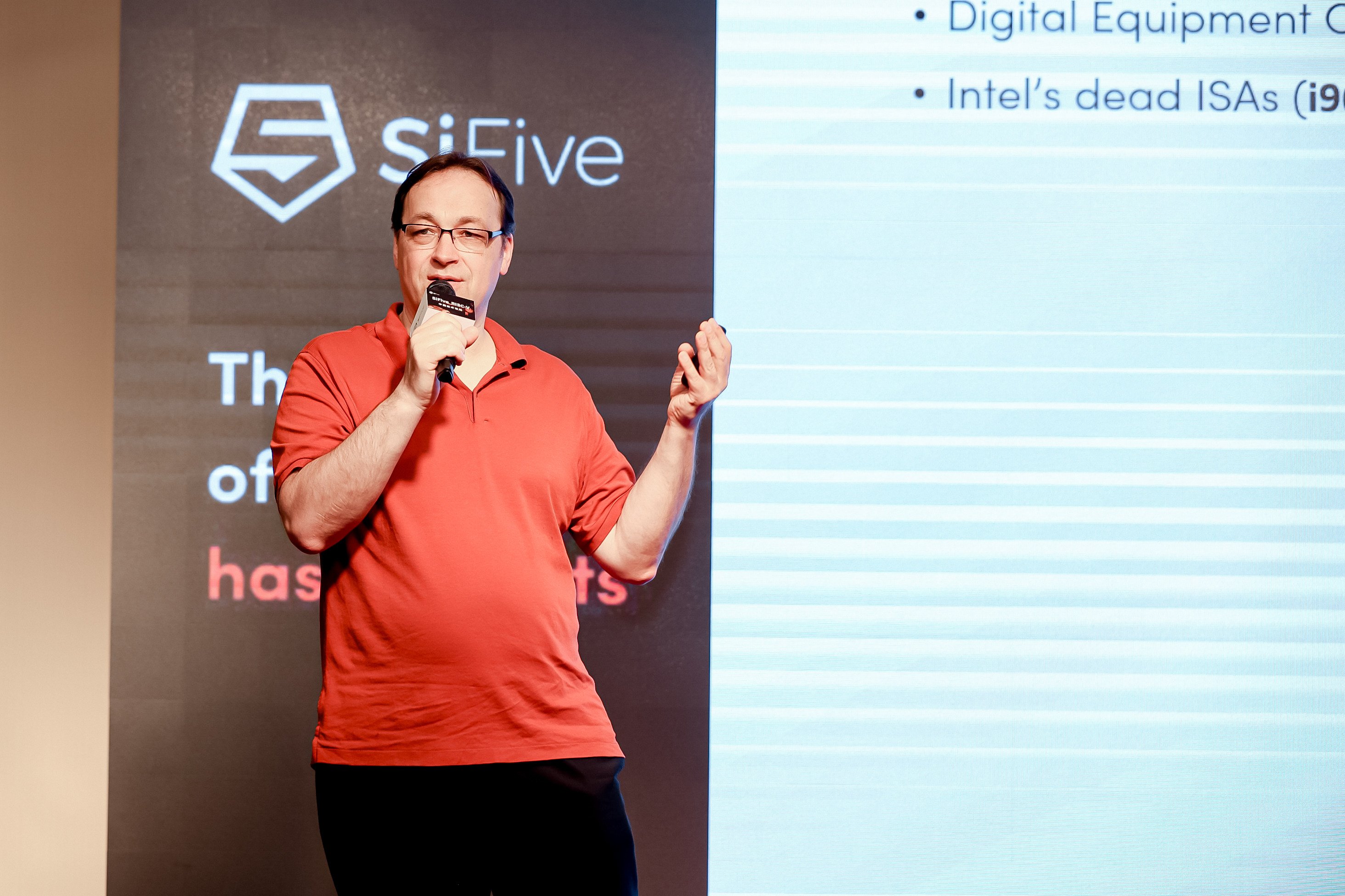 Krste Asanovic of SiFive talks to engineers about RISC-V development in Beijing on Wednesday. Photo: Handout