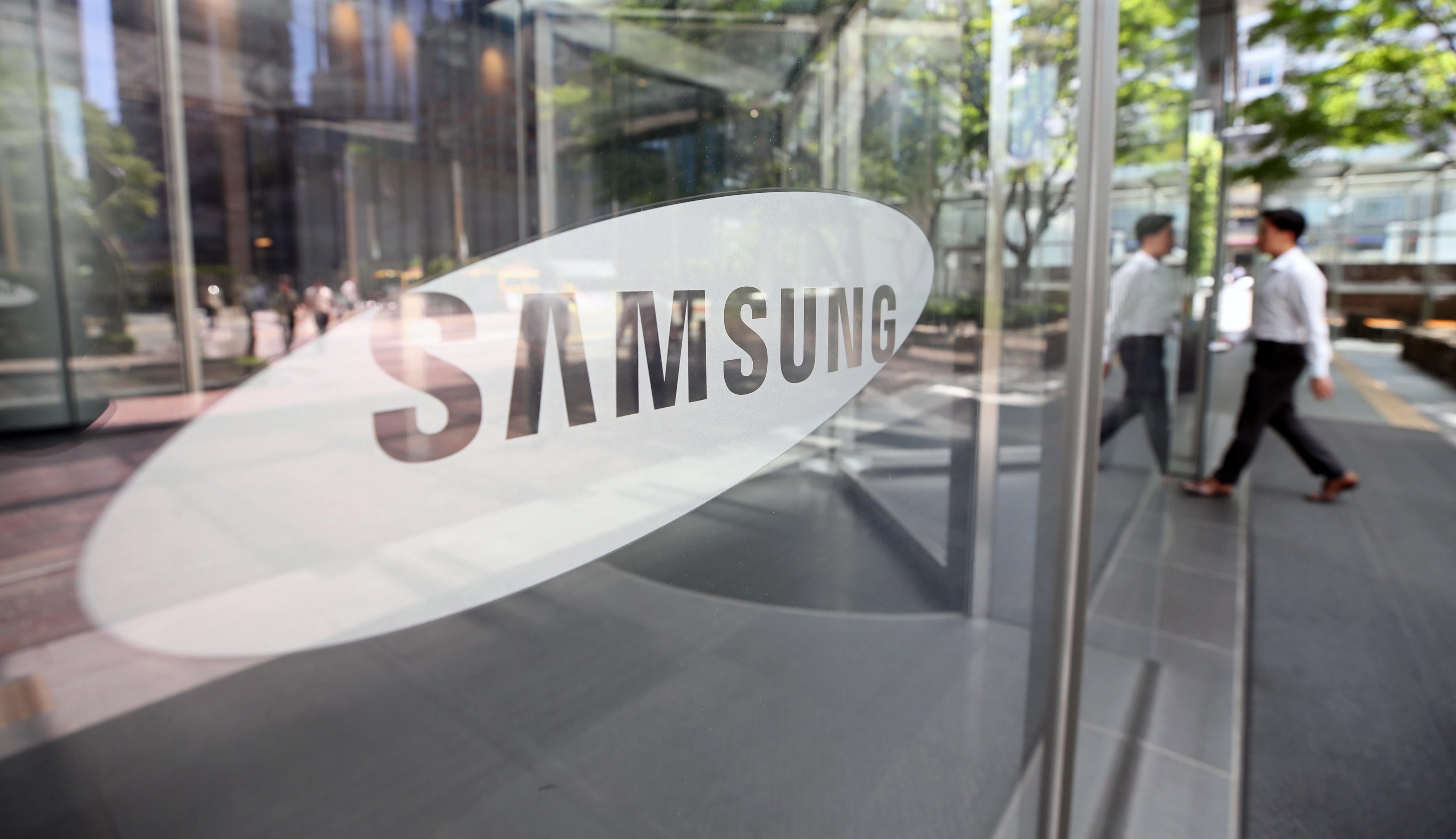 A South Korean chip executive is accused of illegally acquiring data from Samsung to build a factory in China’s Xian. Photo: EPA-EFE/Yonhap