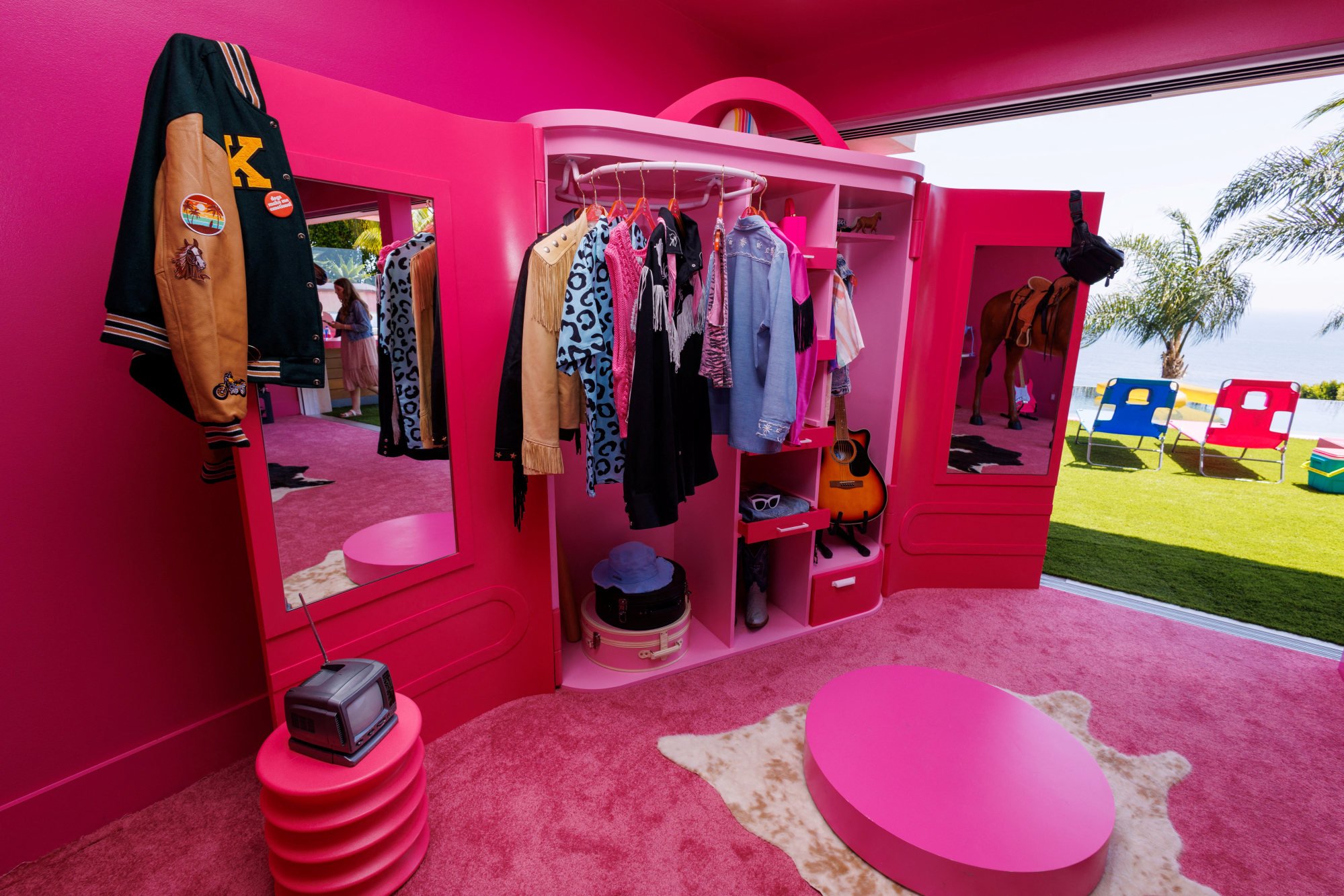 Airbnb Barbie Dreamhouse: Ken's Closet