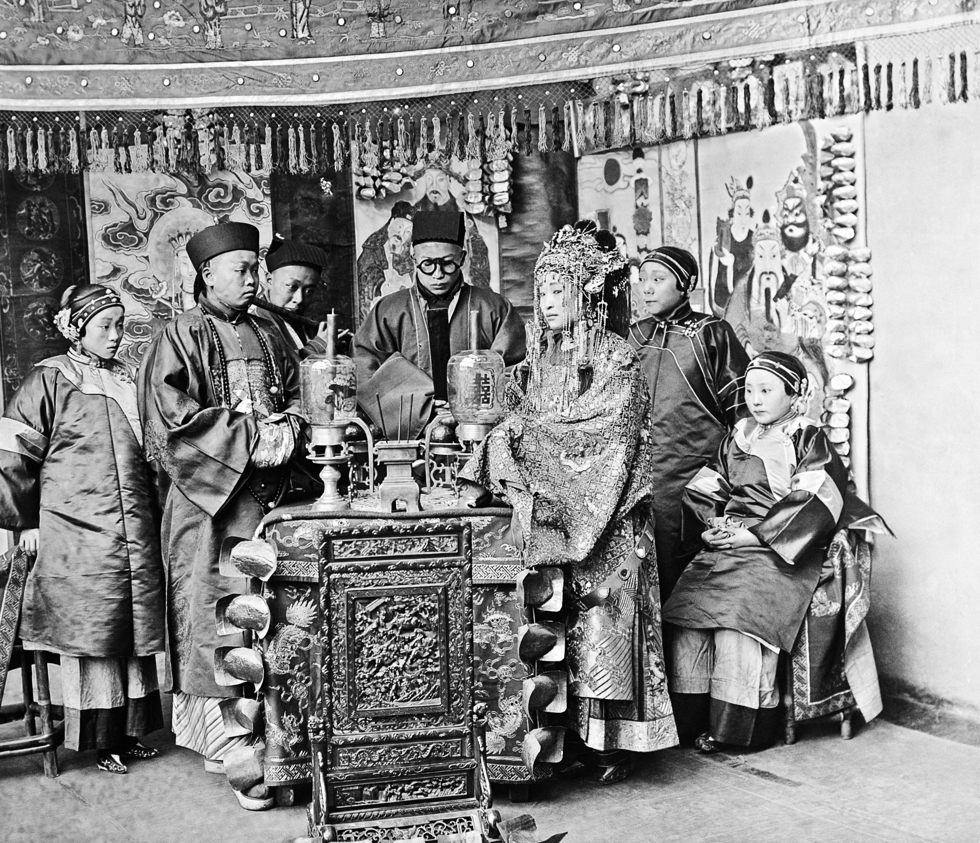 A wedding ceremony in China in around 1930. In ancient China, laws governed the giving of dowries to brides and their and their families’ rights to them. Photo: Getty Images