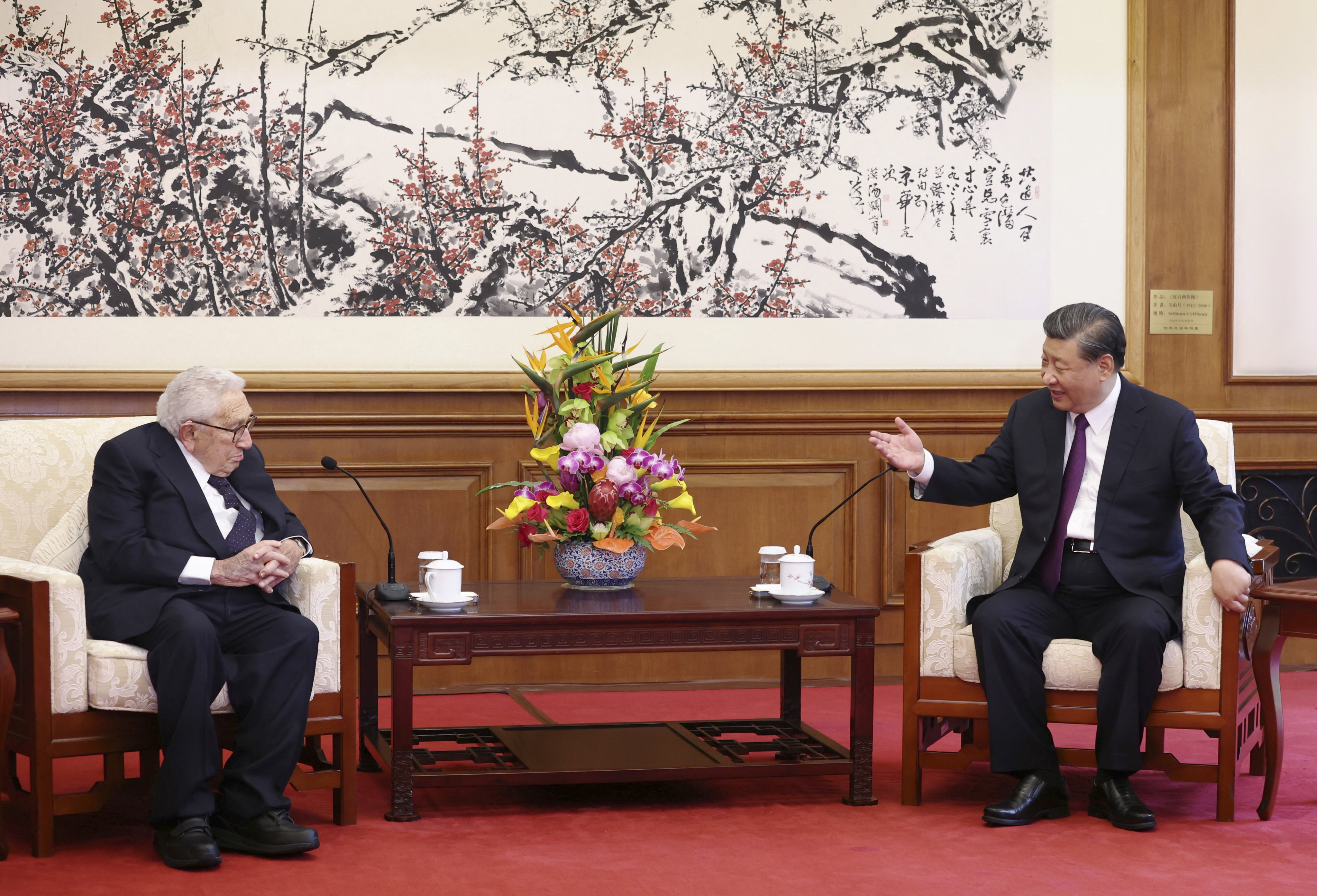 Chinese President Xi Jinping and former US secretary of state Henry Kissinger attended an elaborate lunch at the Diaoyutai State Guesthouse in Beijing. Photo: China Daily via Reuters