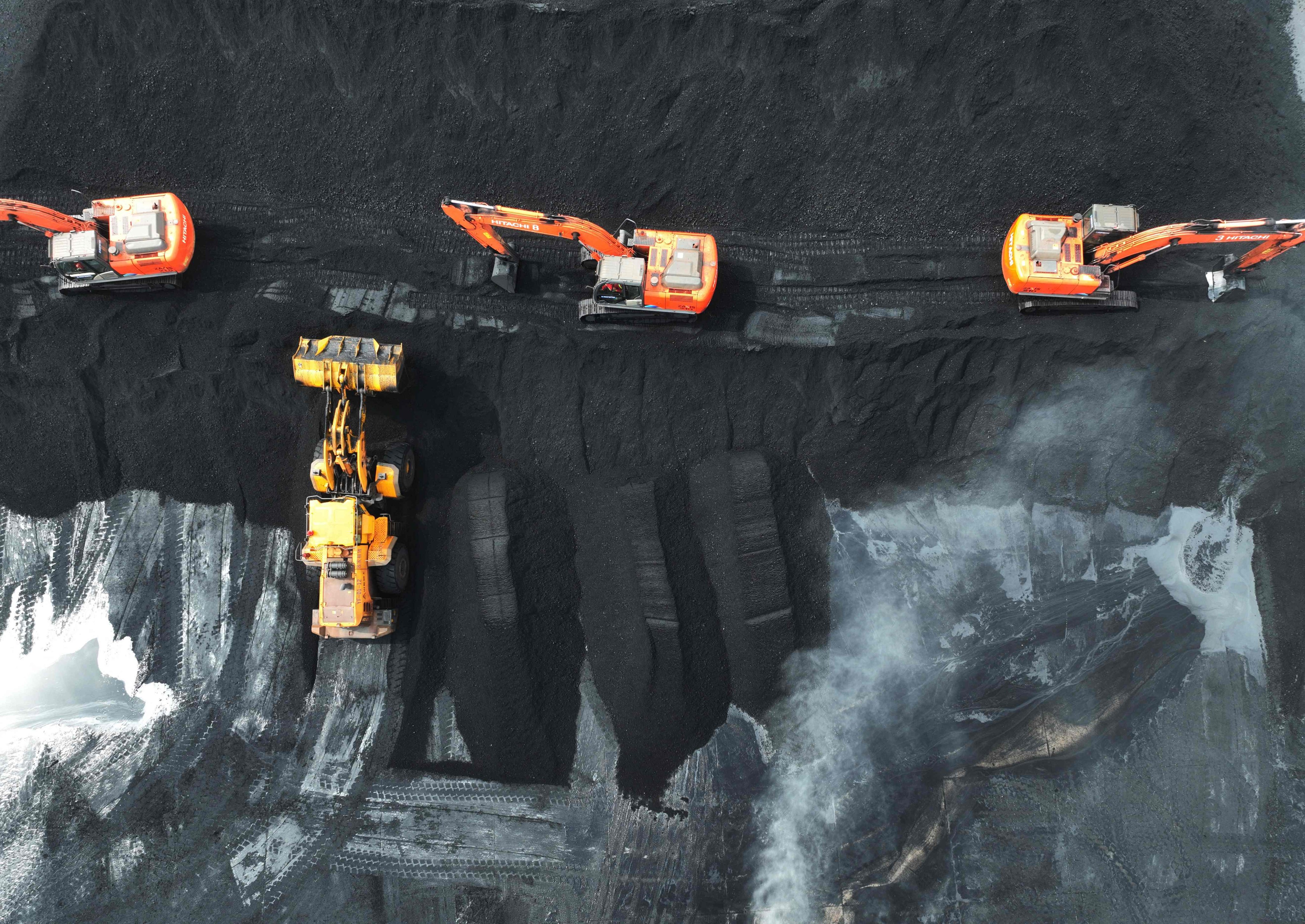 The world’s two biggest countries China and India both use coal extensively. Photo: AFP