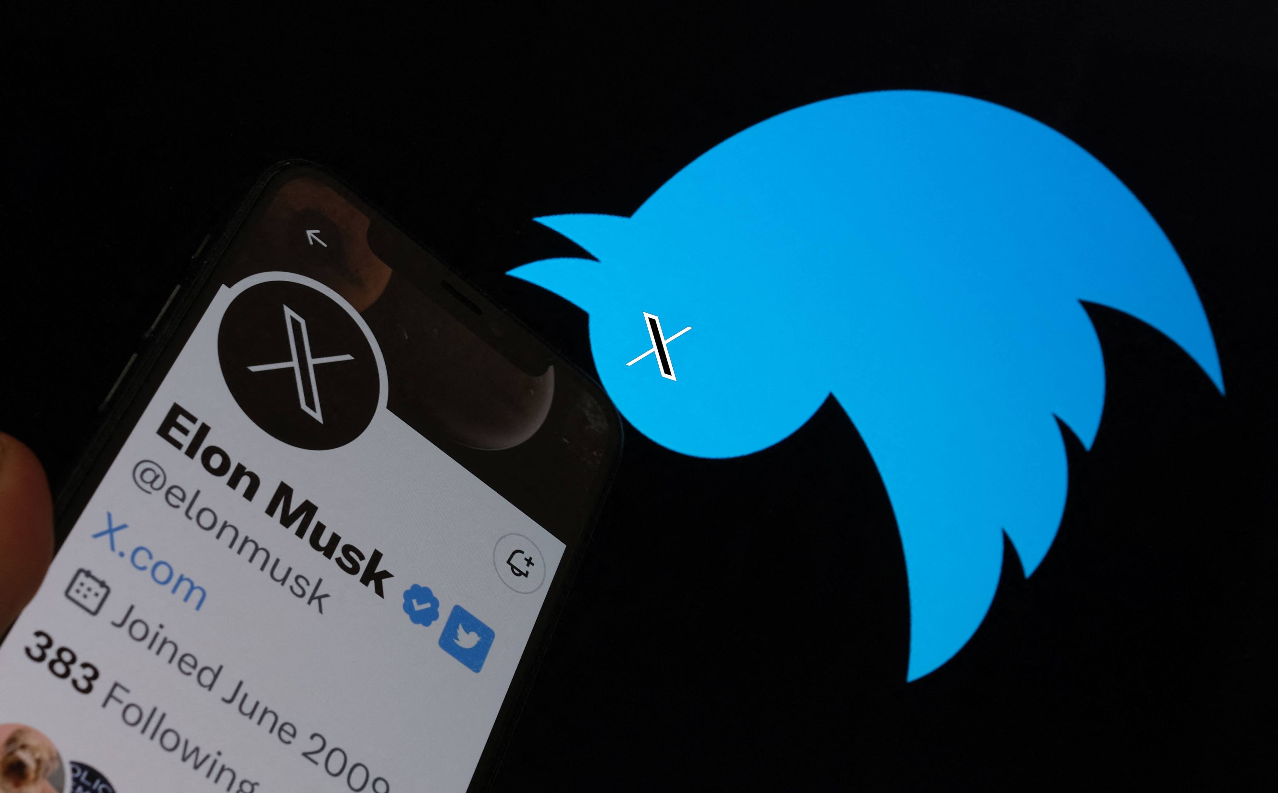 Elon Musk killed off the Twitter logo replacing the world-recognized blue bird with a white X as the tycoon accelerates his efforts to transform the floundering social media giant. Photo: AFP
