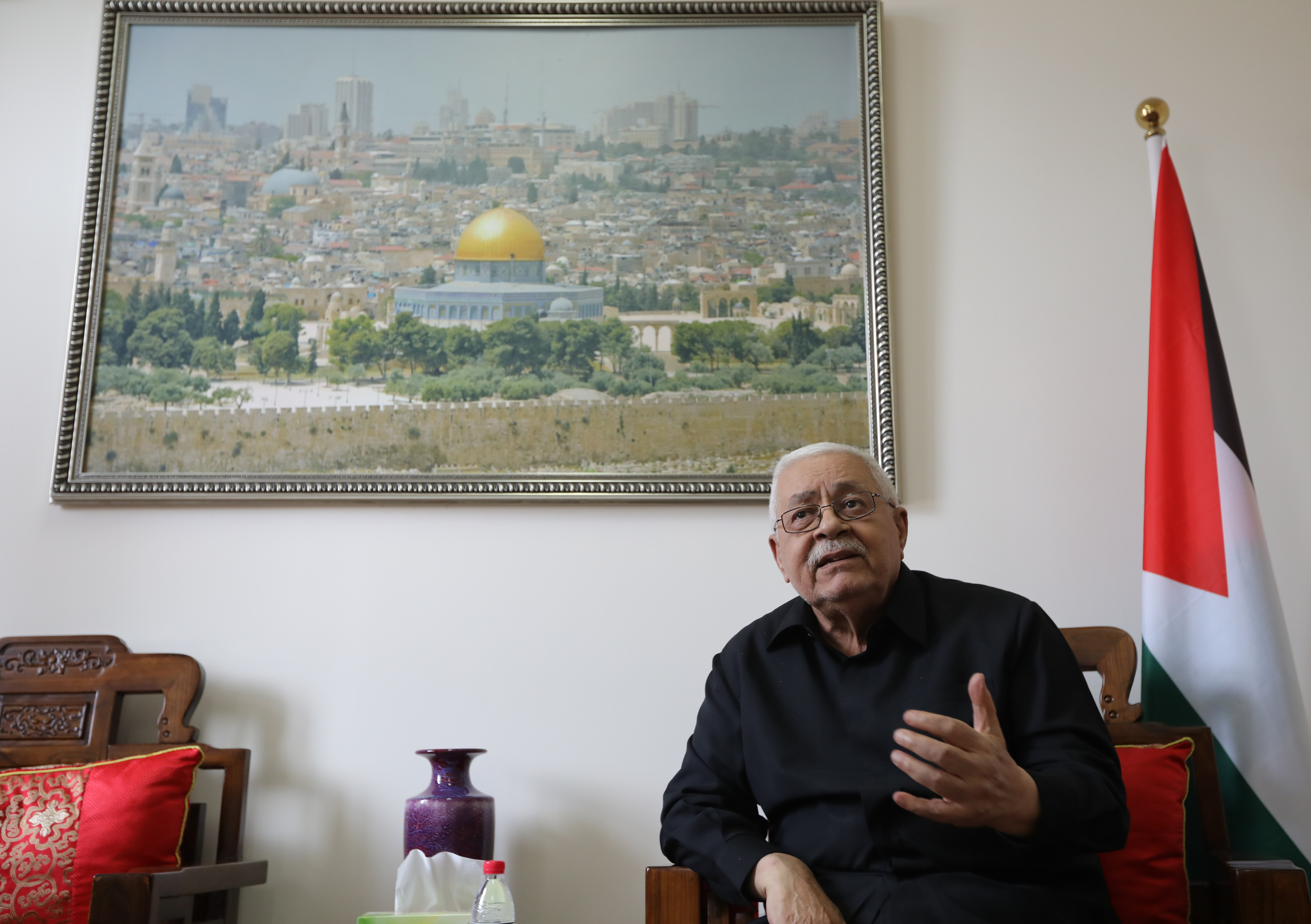 Palestinian ambassador Fariz Mehdawi urged Beijing and Washington to work together instead of vying for influence in the region. Photo: Simon Song