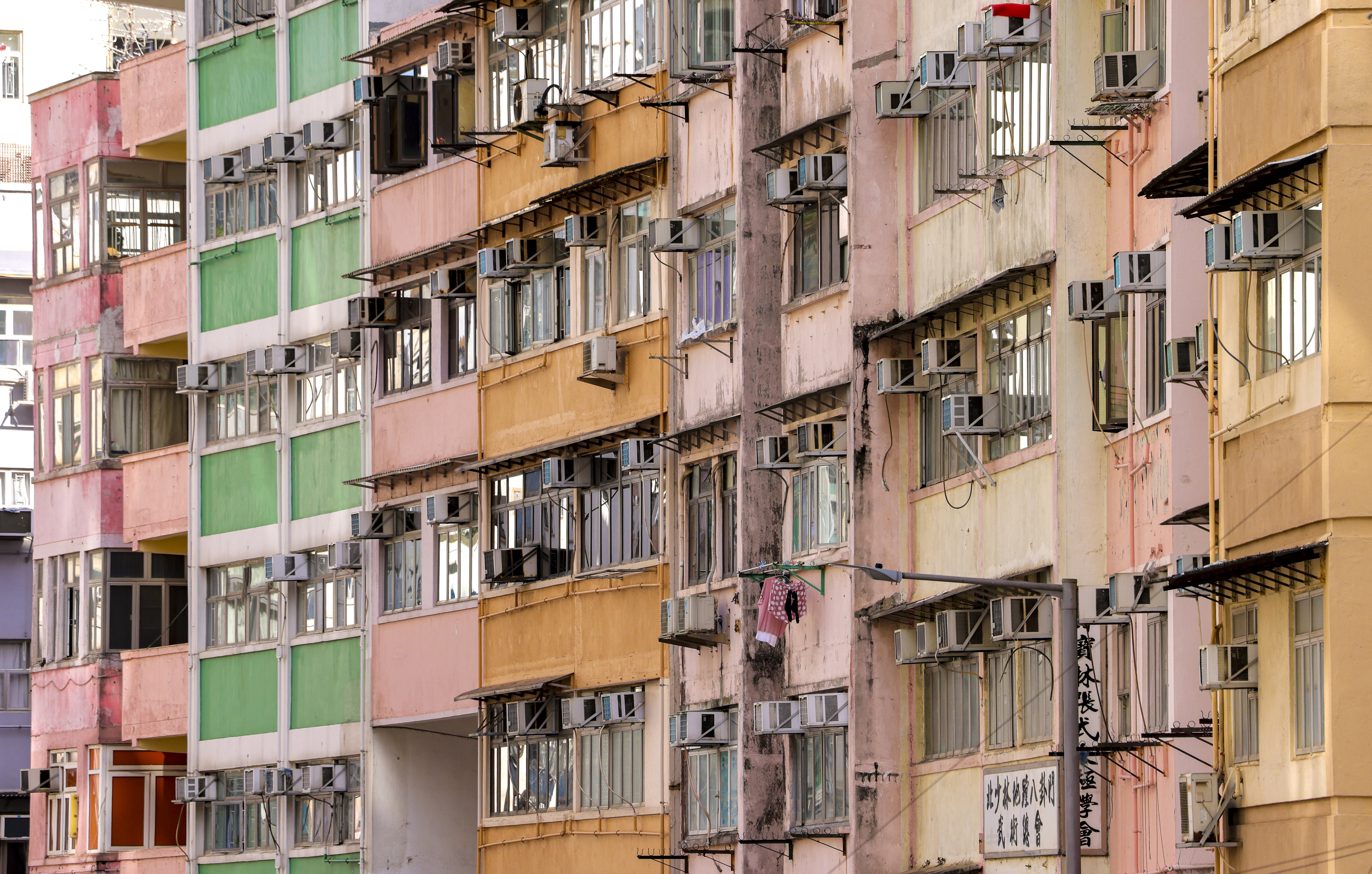 About one-fifth of the city’s 108,000 subdivided flats are on Hong Kong Island, with most in Eastern district, which includes Fortress Hill, Sai Wan Ho and Shau Kei Wan. Photo: Jelly Tse