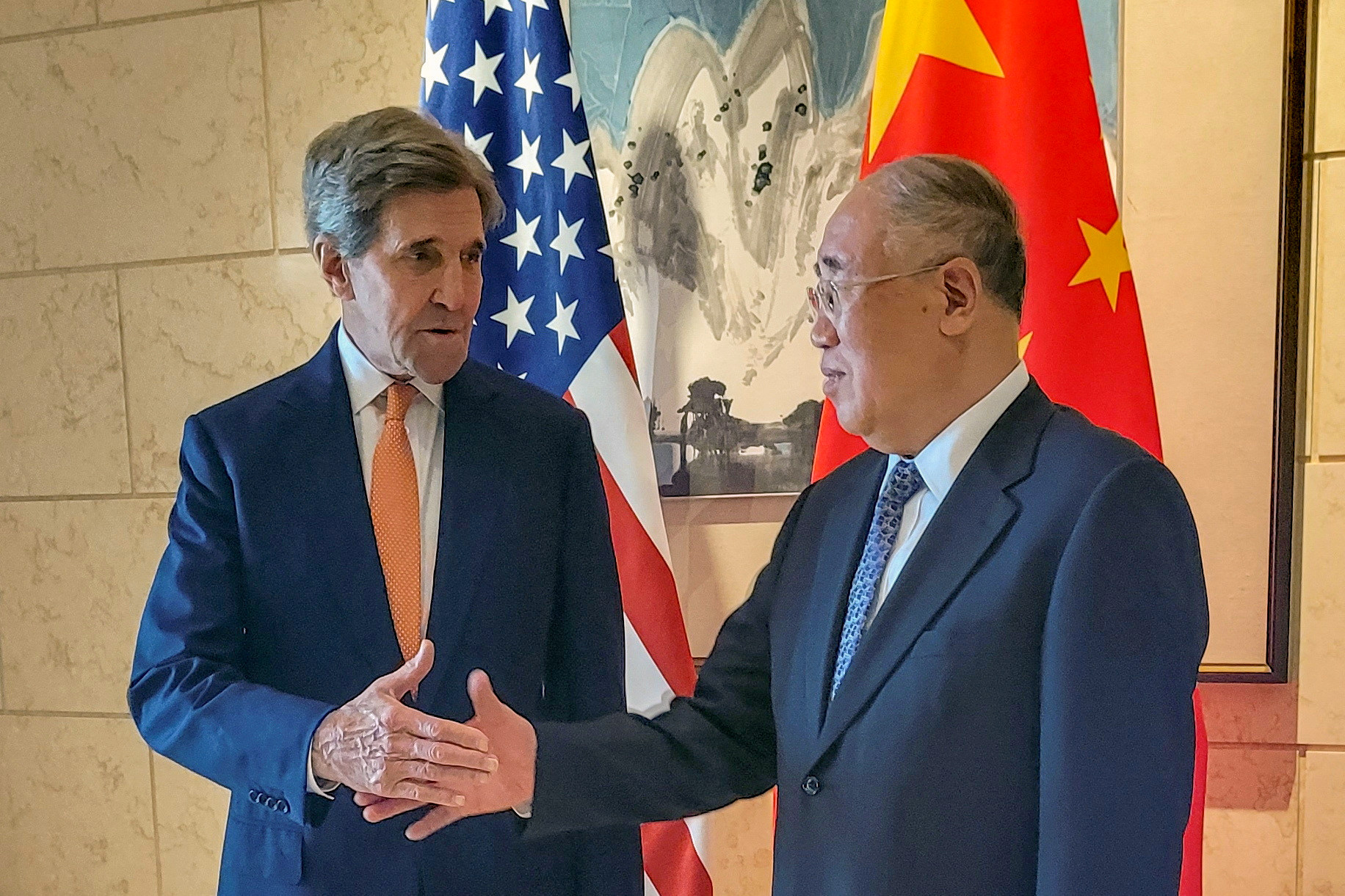 US climate envoy John Kerry meets his Chinese counterpart Xie Zhenhua in Beijing on July 17. Photo: Reuters