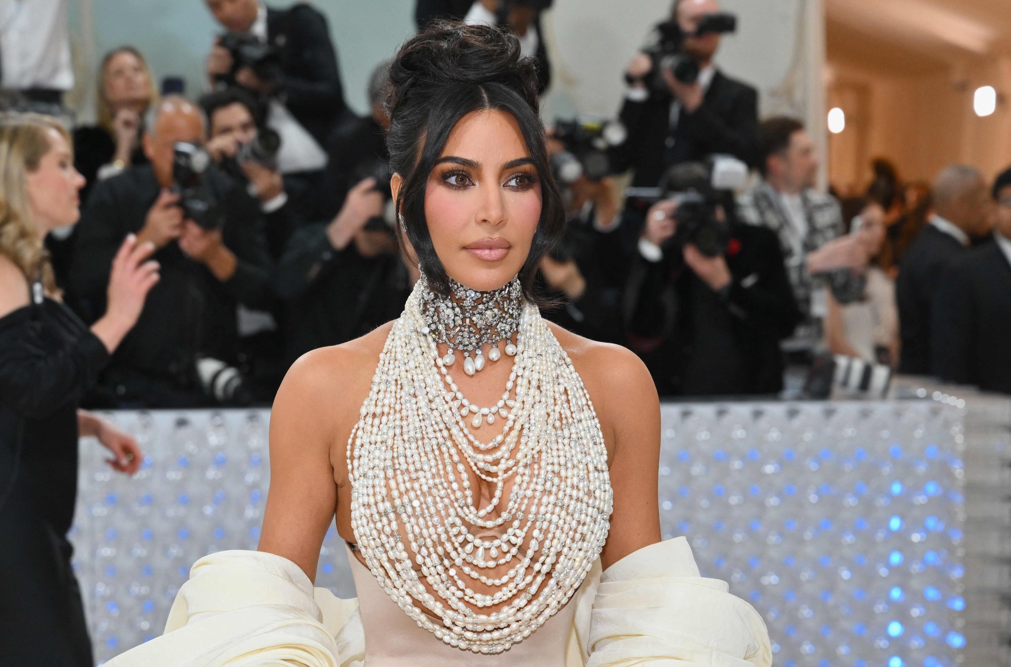 Kim Kardashian's brand sent free shapewear to a TikToker whose SKIMS review  went viral, but the customer still isn't impressed