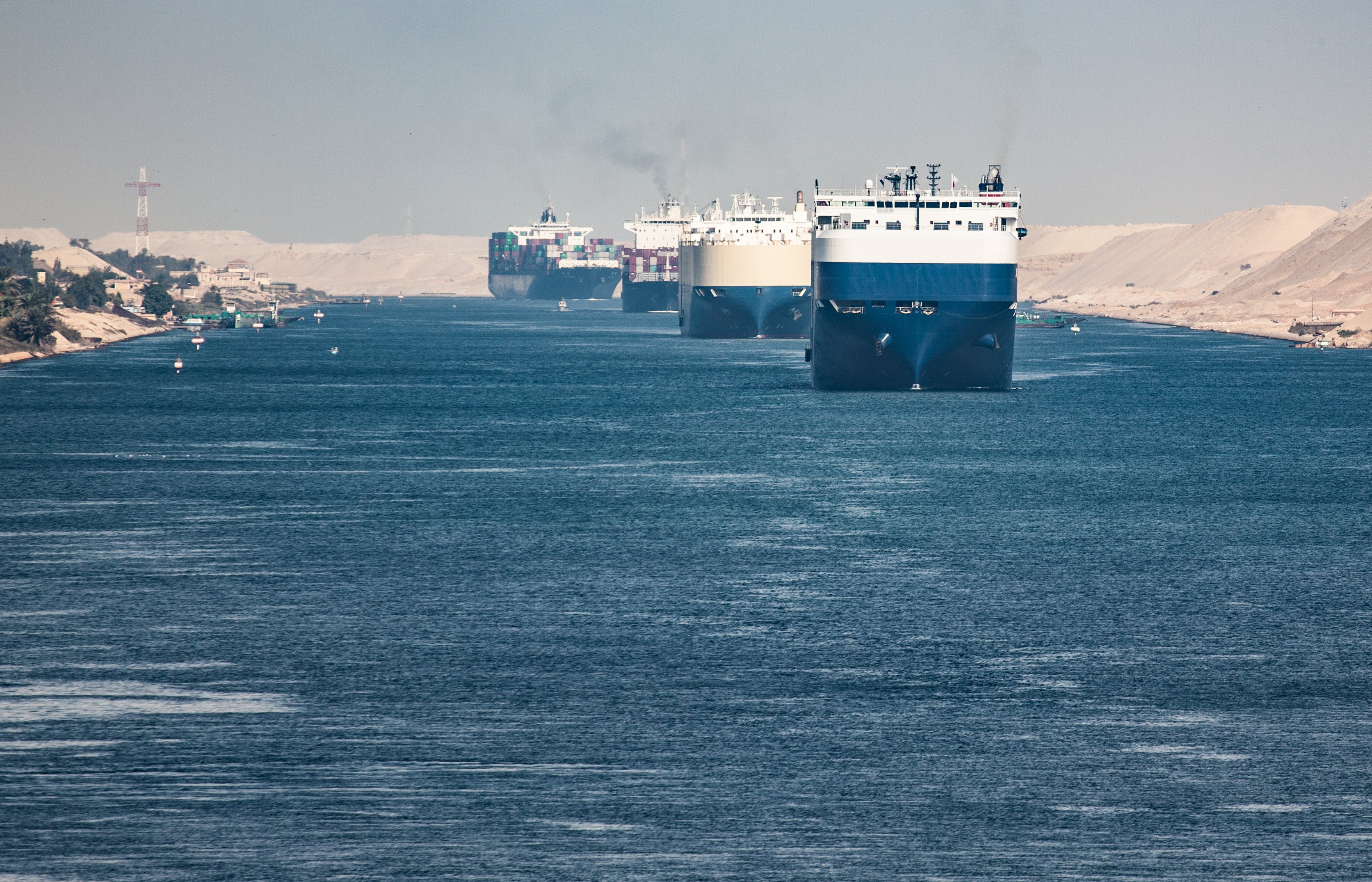 Cargo ships on the Suez Canal in Egypt. A Suez Canal tugboat has sunk after colliding with a Hong Kong-flagged LPG tanker, the canal authority said on Saturday. Photo: Shutterstock