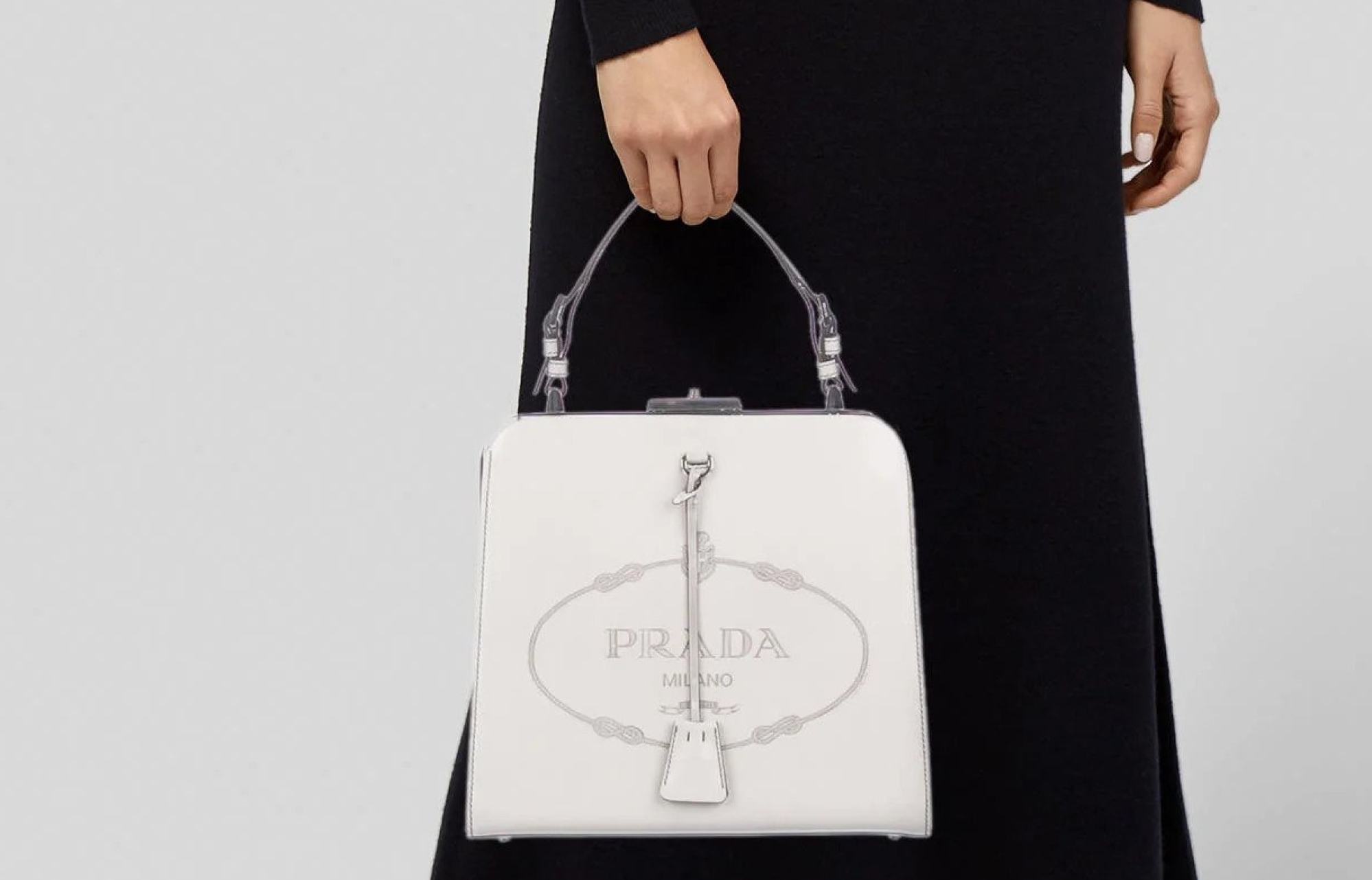 These Breakfast at Tiffany's Inspired Bags Are on My Wish List