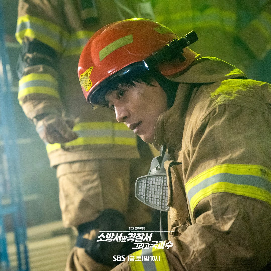 Kim Rae-won as Ho-gae in a still from K-drama “The First Responders”, which drops its second season on Disney+.