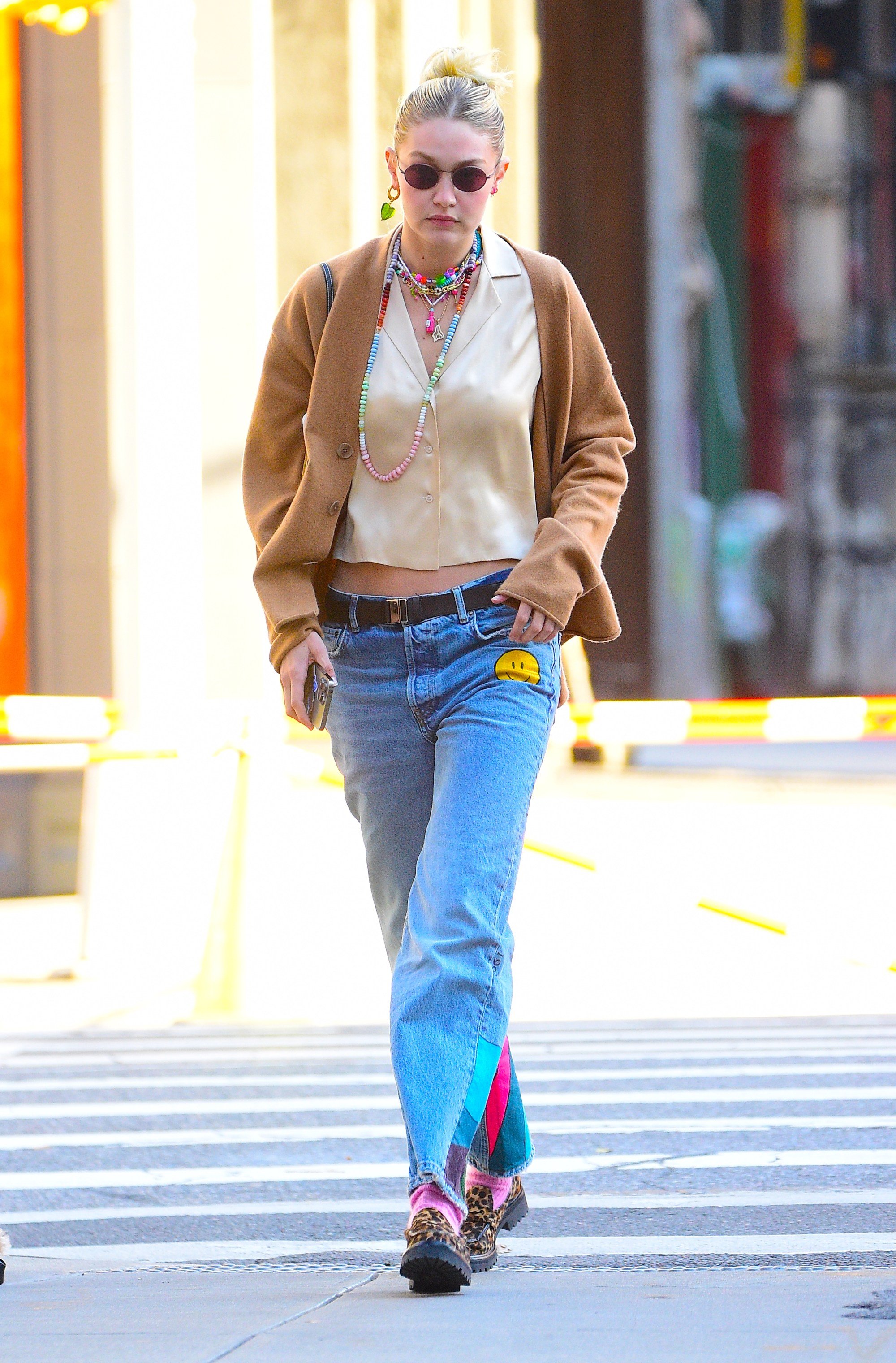 Bella Hadid: Style File  Pinstripe trousers outfit, Bella hadid outfits, Pinstripe  pants outfit
