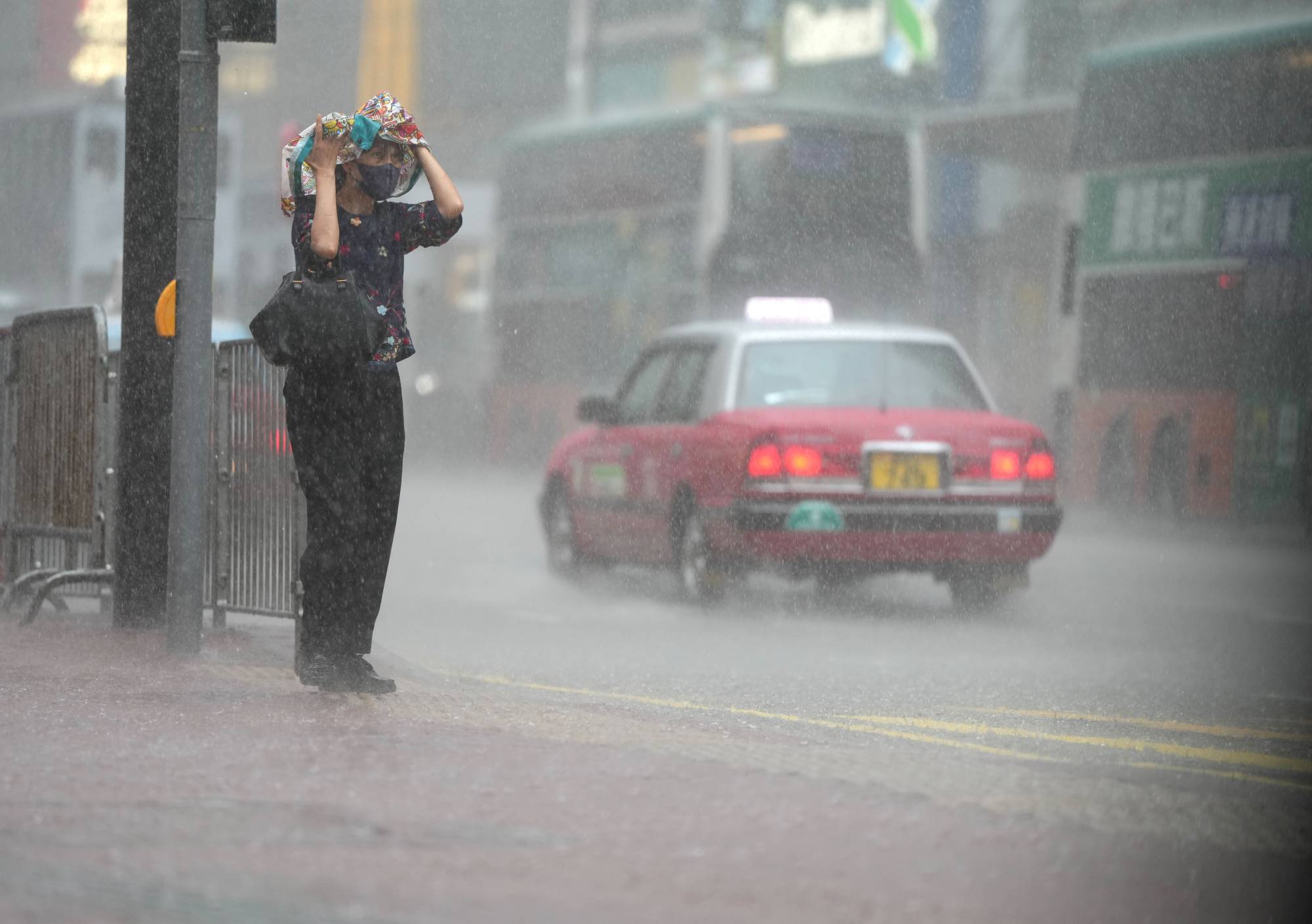 Hong Kong expecting heavy showers and squally thunderstorms in coming