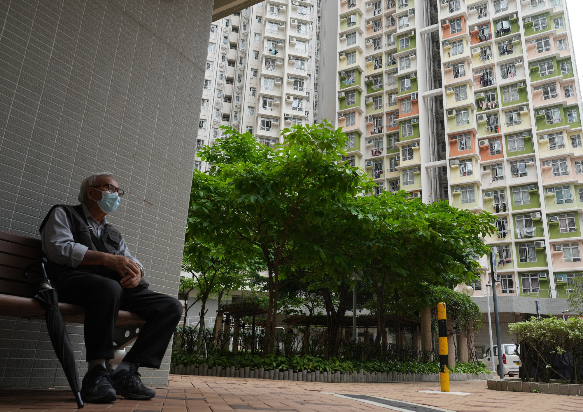 Raise age limit for Hong Kong public housing tenants exempt from asset
