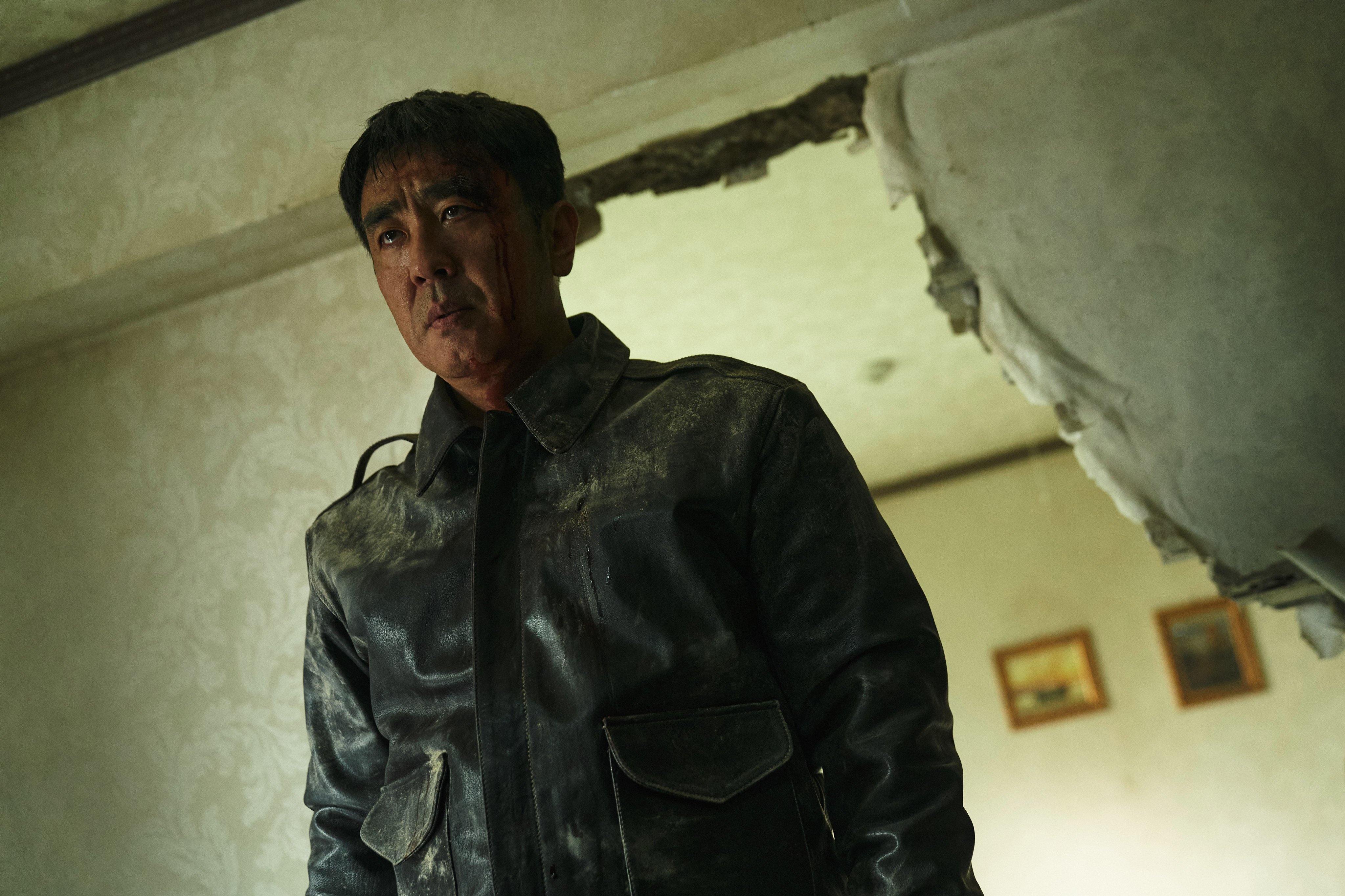 Ryoo Seung-ryong in a still from “Moving”.