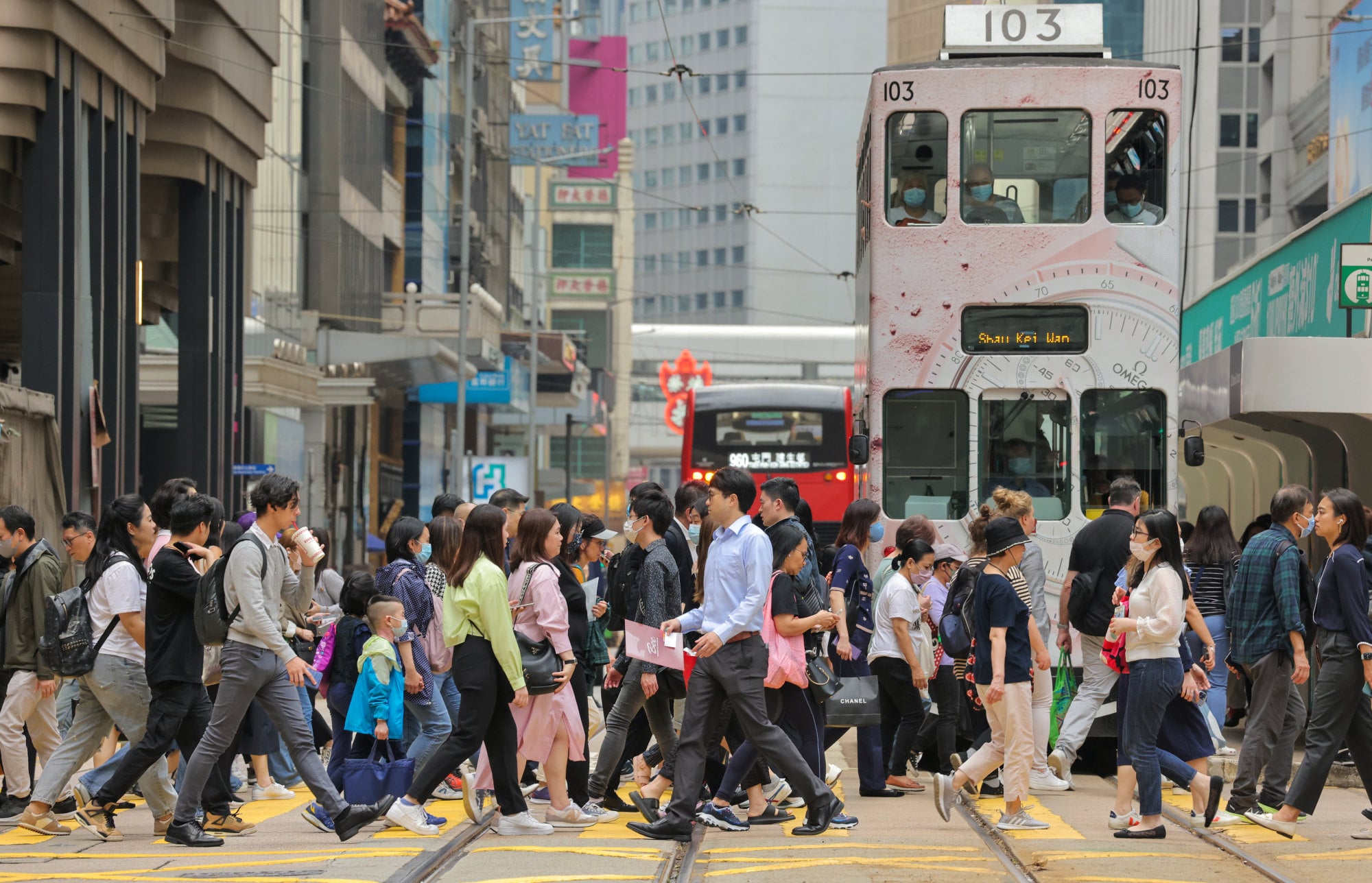 Hong Kong’s jobless rate drops to 2.8 per cent, as economists say ...