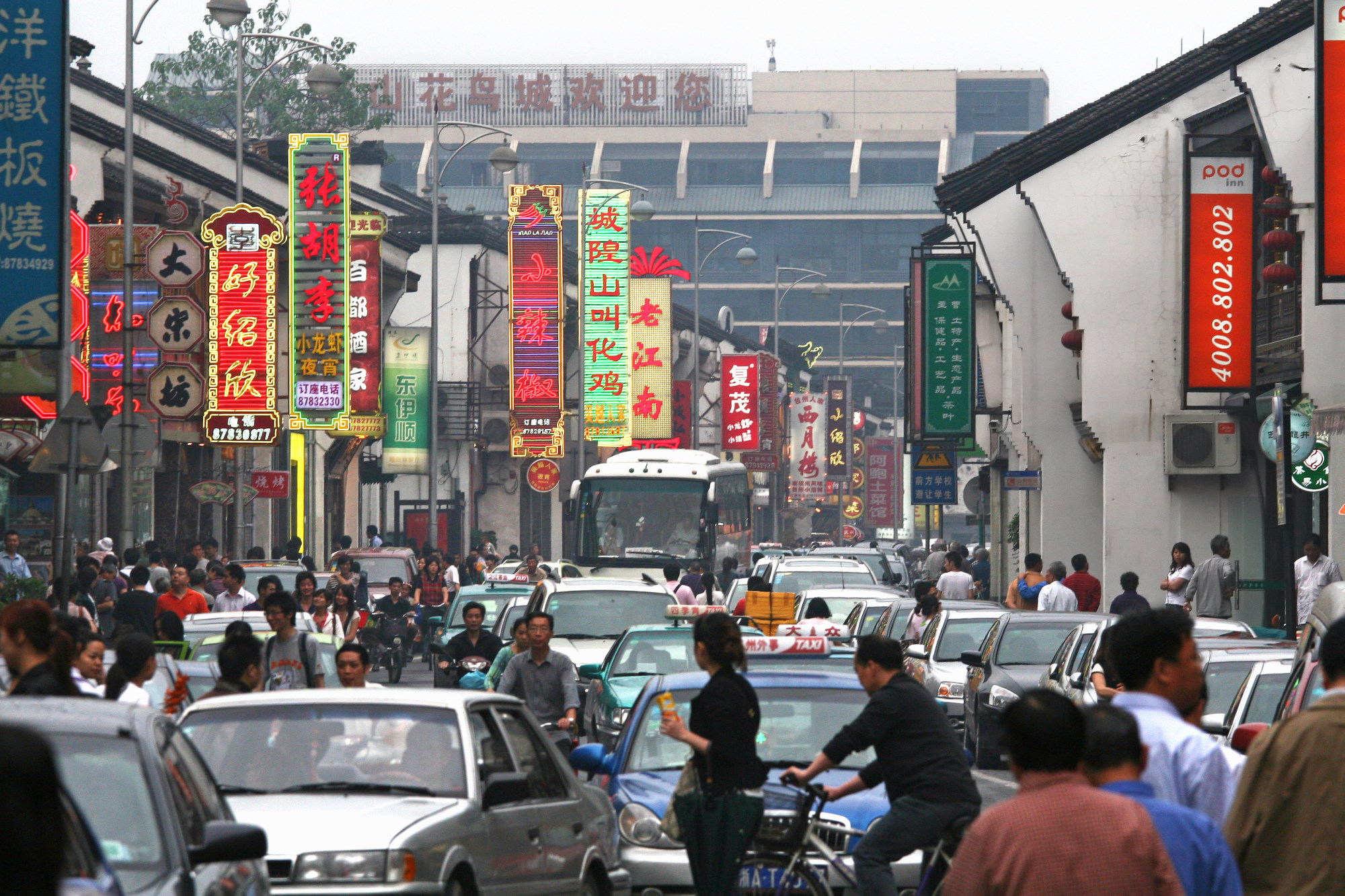 Police were called to the scene on Shanghai’s Bund and the tricycle driver was told to take full responsibility. Photo: Shutterstock