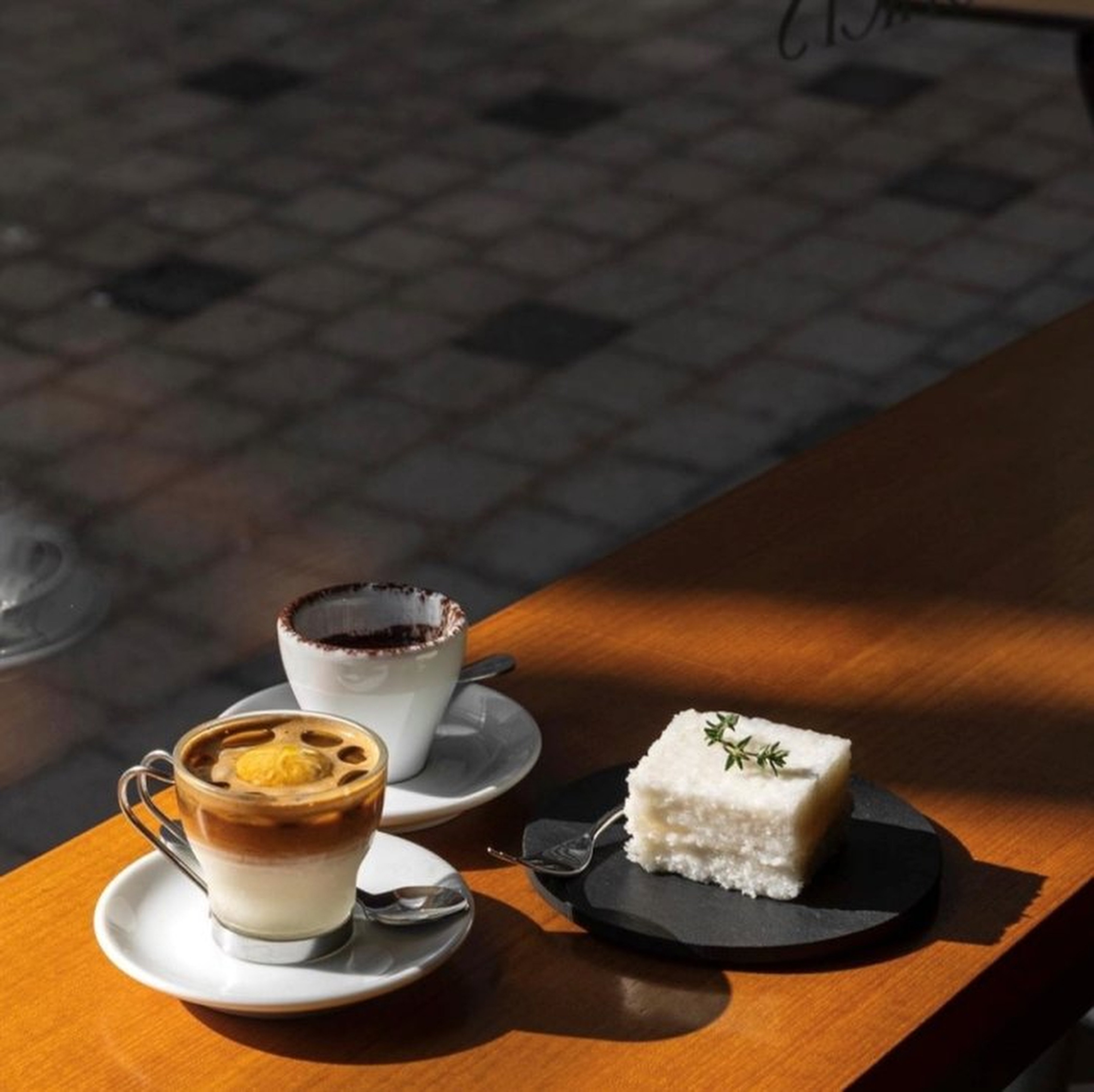 An espresso and rice cake served at Draw Espresso Bar in Seoul. A new coffee trend has emerged in South Korea – espresso coffee bars, where people can order the small, strong coffee shots and variations on them. Photo: Draw Espresso Bar