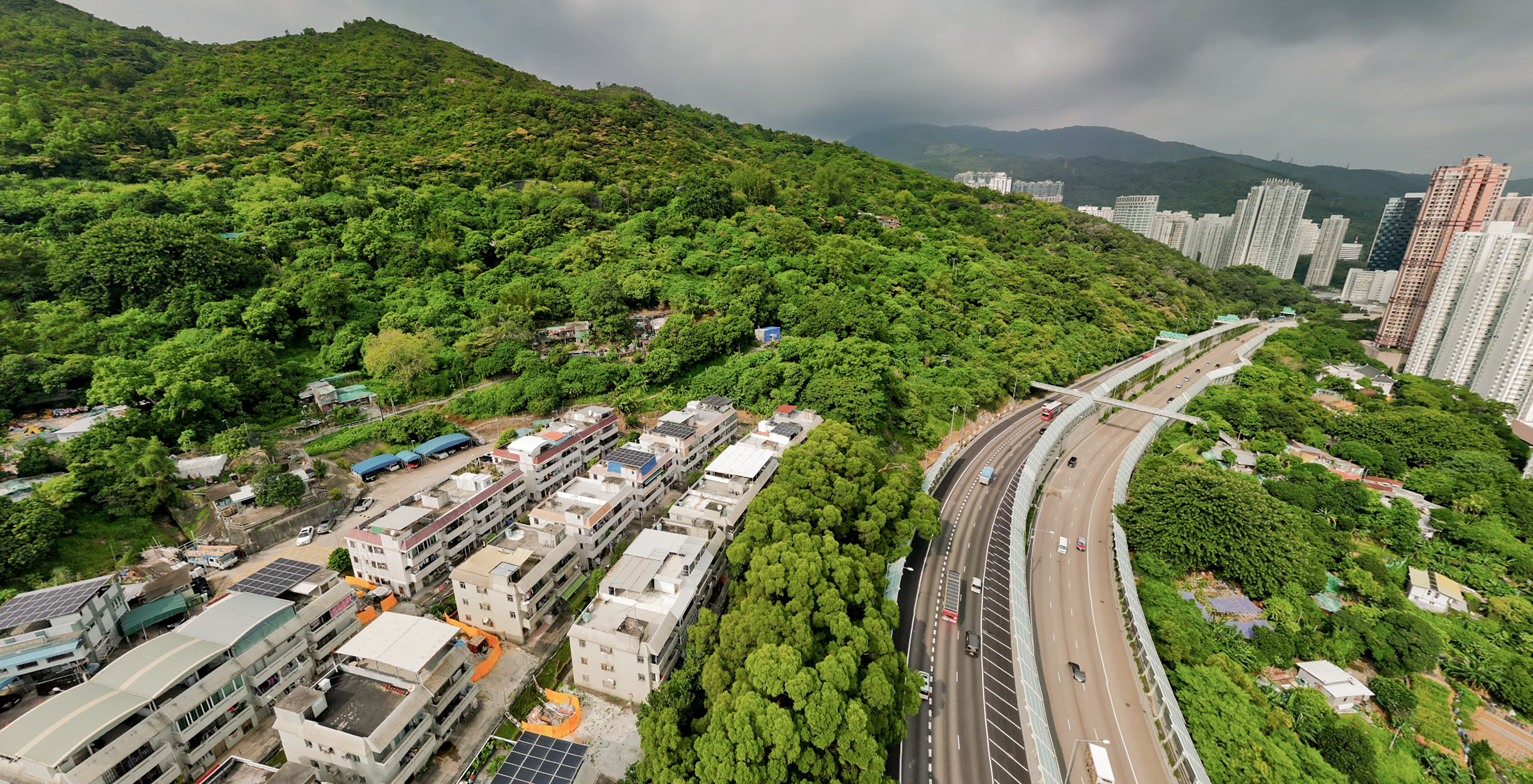 A site at Yau Kom Tau in Tsuen Wan will provide no fewer than 1,940 starter homes.  Photo: Google Map