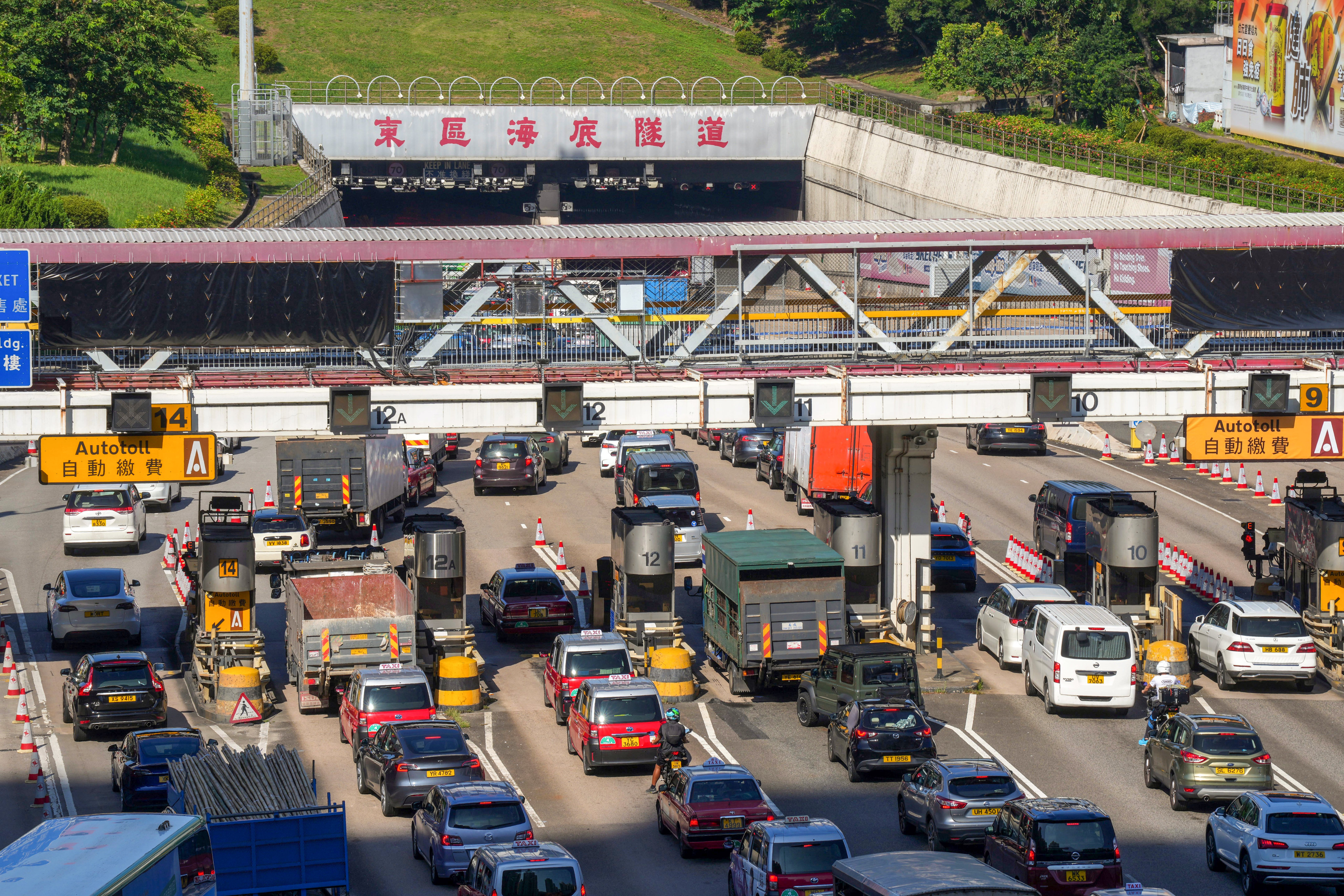 More staff will be on hand at the Eastern Harbour Tunnel before the closure to assist and ensure traffic flowed smoothly. Photo: Elson Li