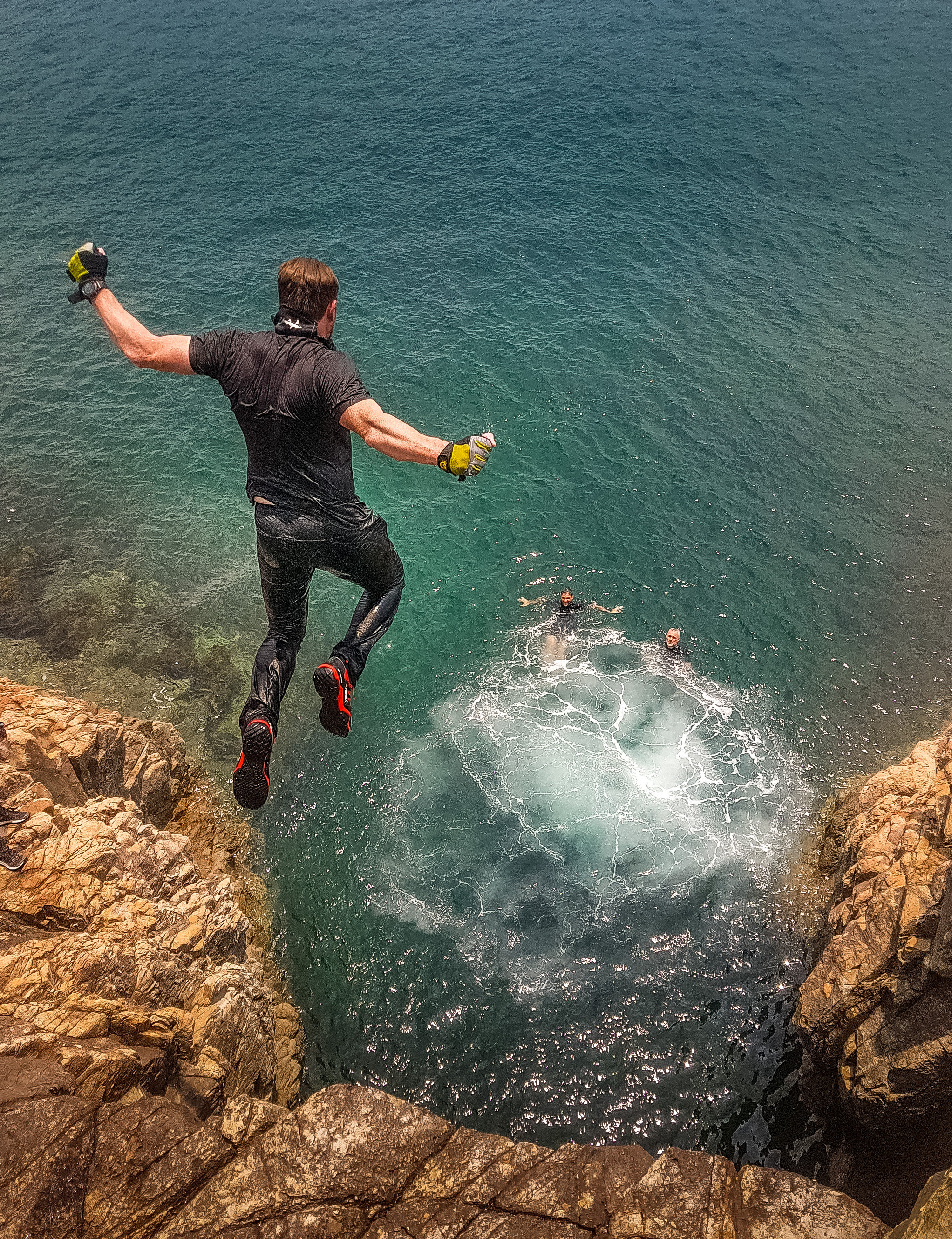 
British-born, Hong Kong-based adventure lover Roland Sharman, seen coasteering in Sai Kung, has a fear of heights. “That fear is what introduced me to vertical adventure because I realised that, to find a forward path of empowerment, I would have to face my fear head on,” says Sharman. Photo: Iurgi/HK Outdoor Adventures 