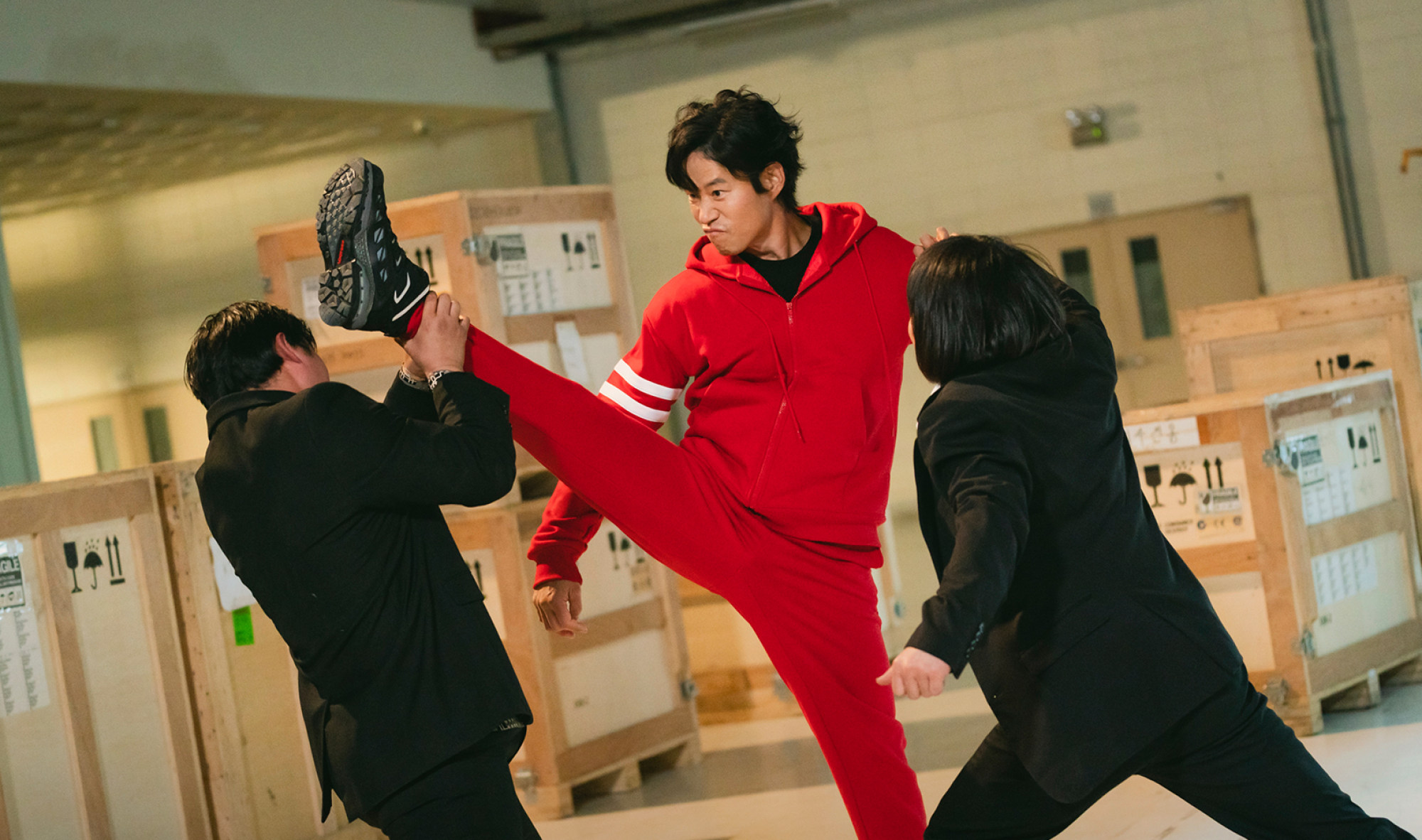 Yu Jun-sang in a still from “The Uncanny Counter” season two.