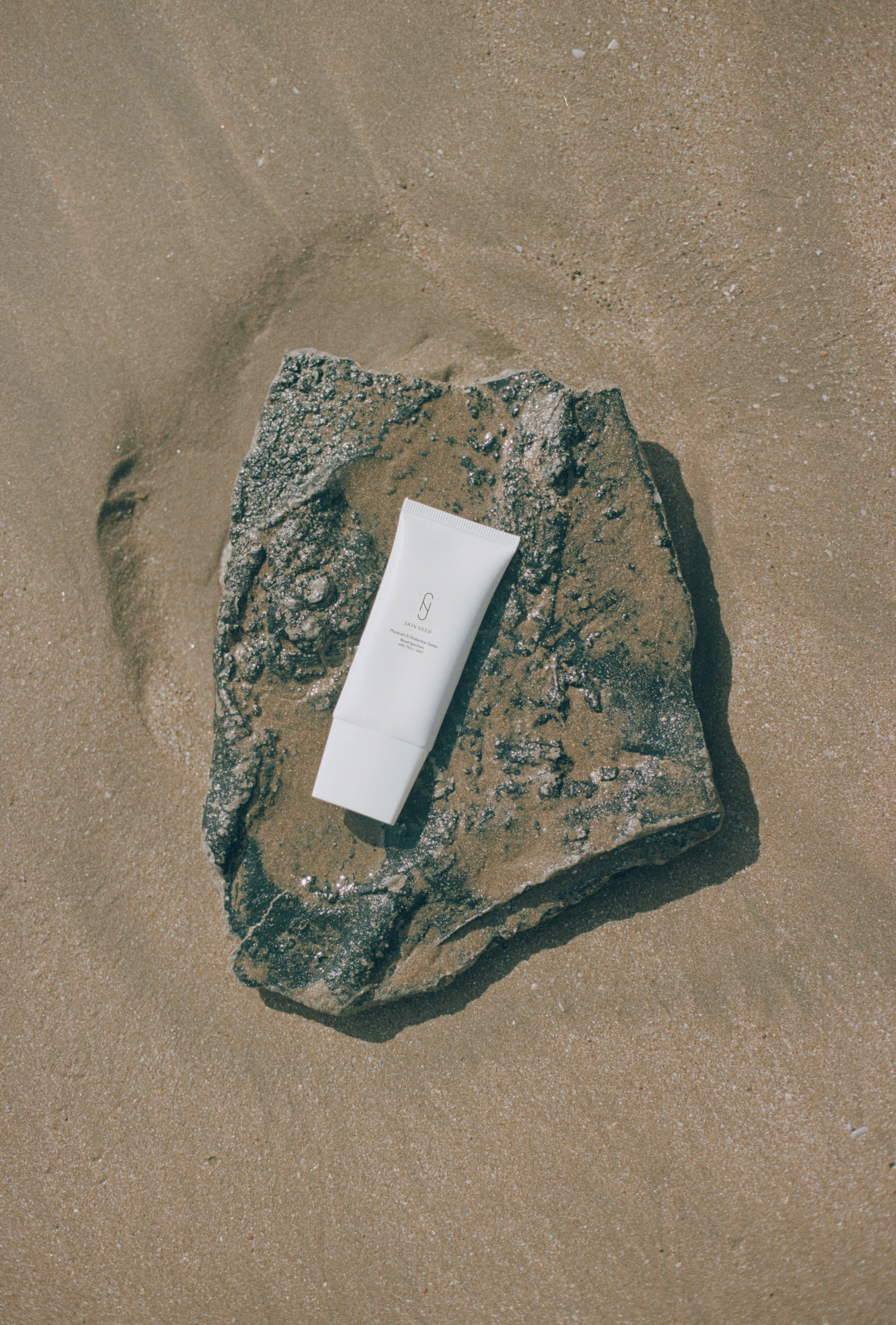 Suncare continues to be important past summer, which is why we’re eyeing Skin Need’s 100% Mineral Sunscreen for autumn. Photo: Skin Need