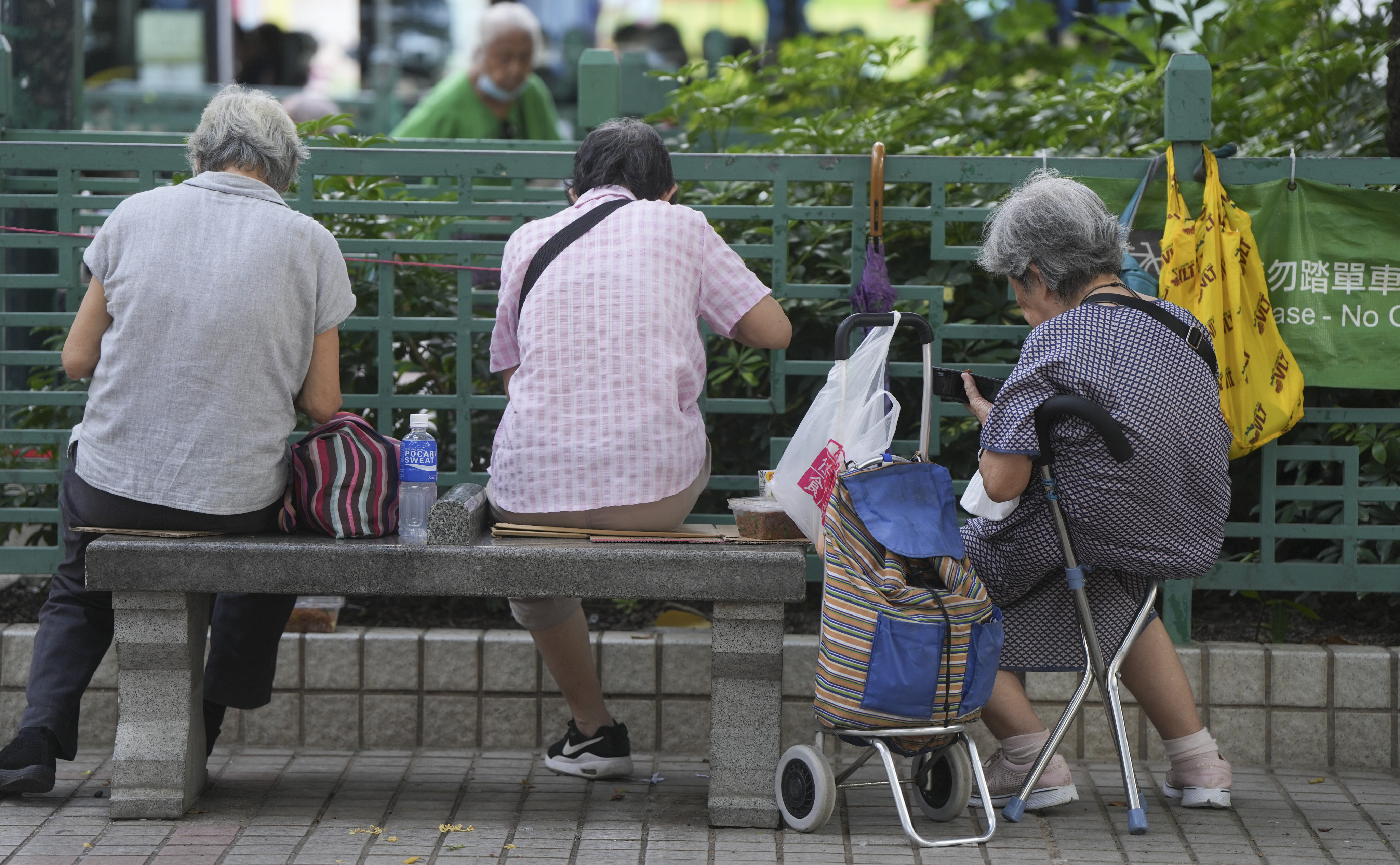 Experts say more outings and group activities can help residents in care homes for the elderly avoid conflicts that can lead to deaths. Photo: Sam Tsang