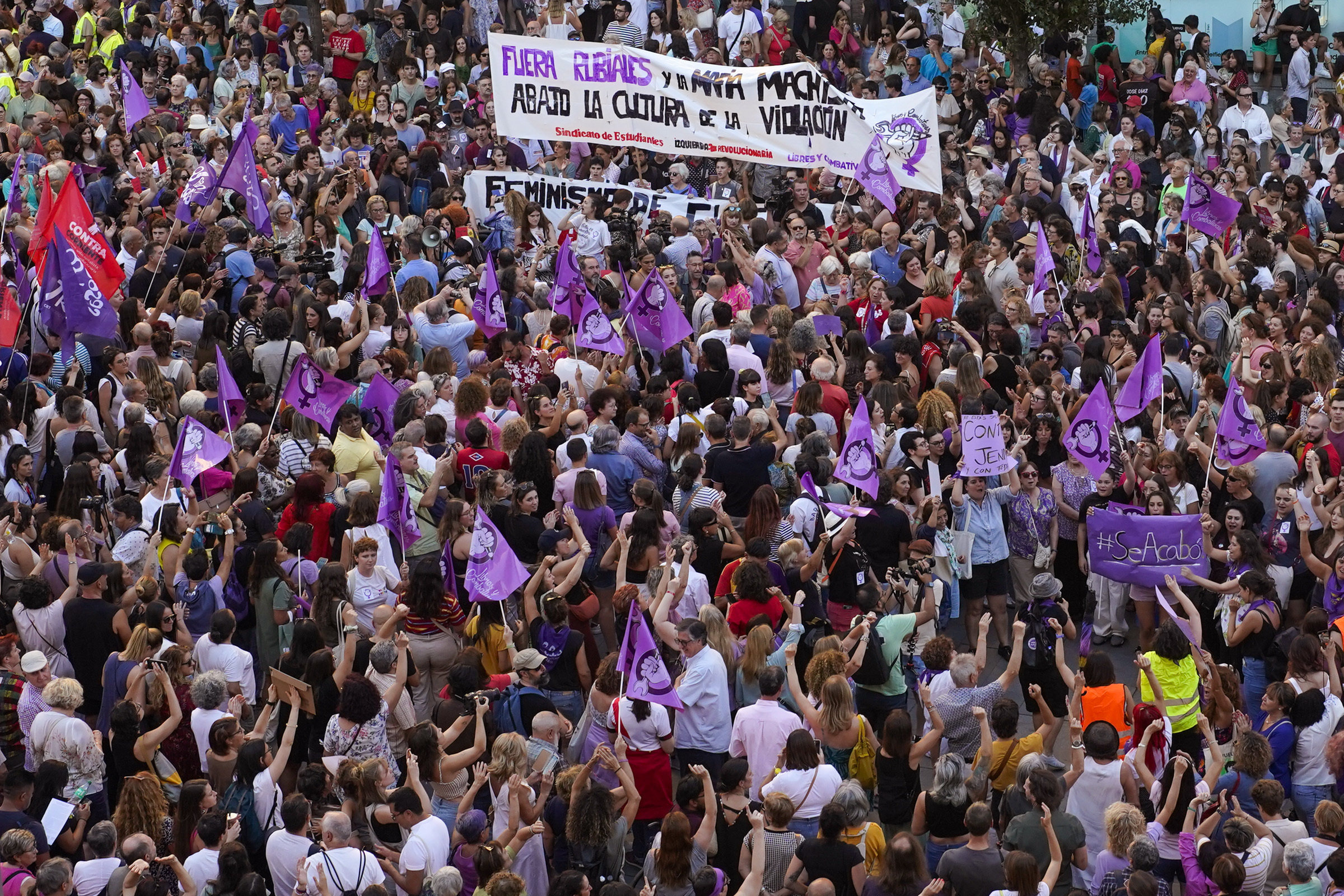 Demonstrators gather in Madrid for an anti-Rubiales protest and to support Spanish player Jenni Hermoso on August 28, 2023. Photo: AP
