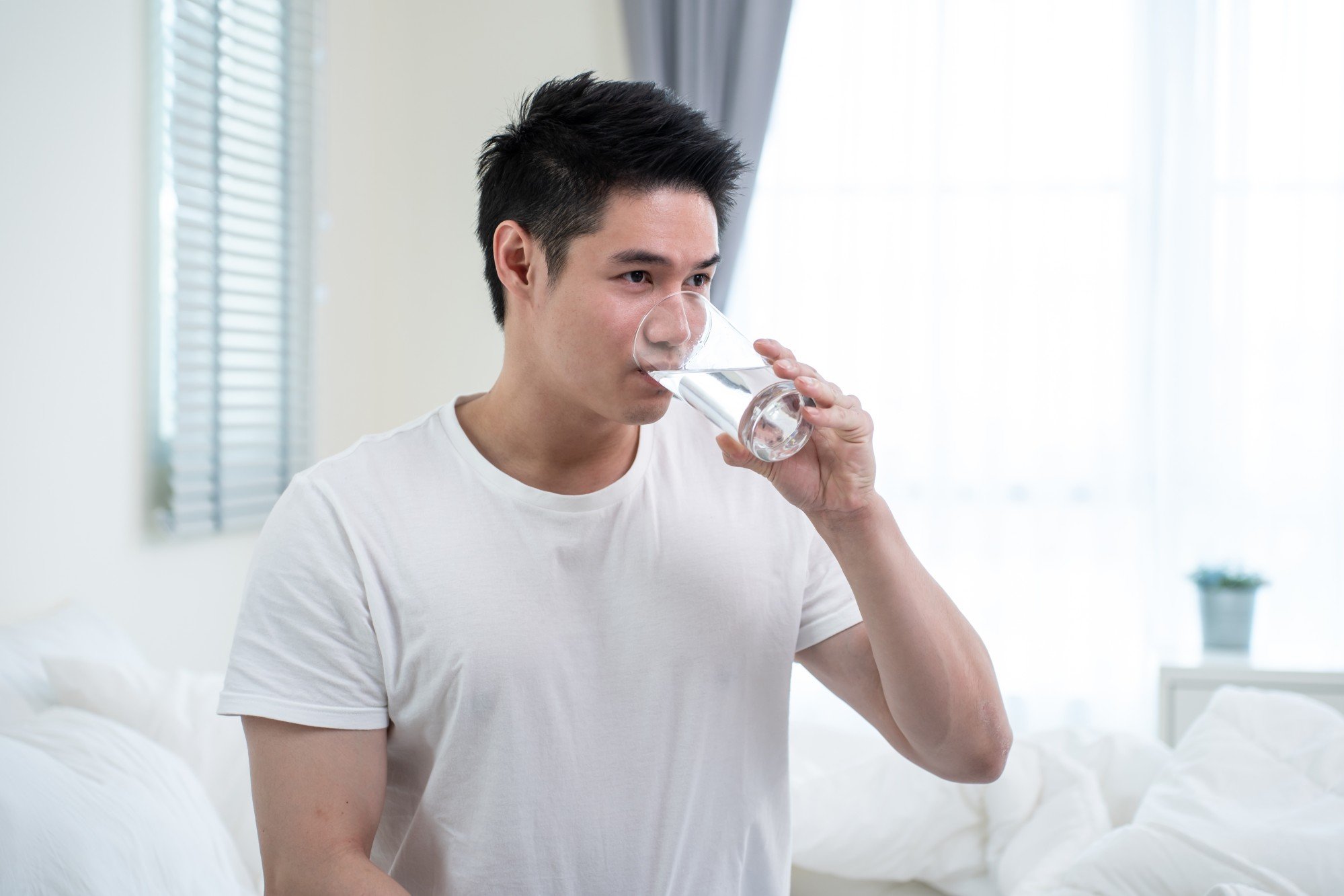 Keep well hydrated: a dry mouth affects your sense of smell. Photo: Shutterstock